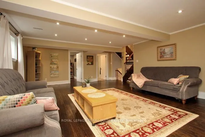 Photo 25 of 353 Kingsview Drive, Caledon, Bolton North — HOMEH