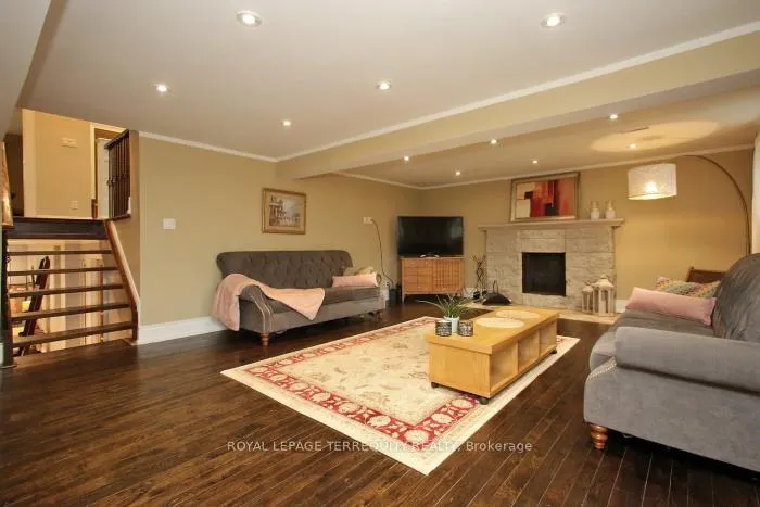 Photo 26 of 353 Kingsview Drive, Caledon, Bolton North — HOMEH