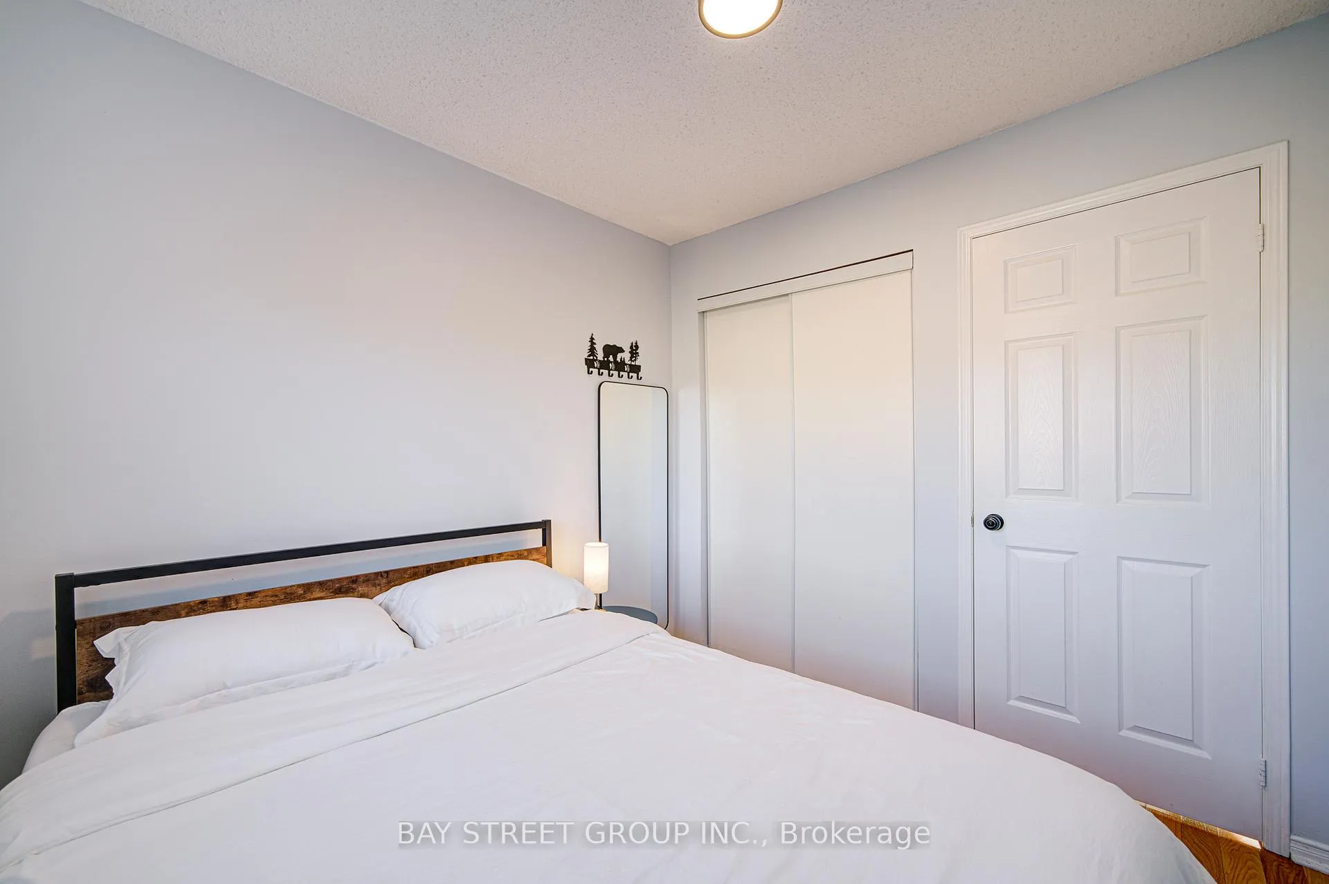 Photo 19 of 73 Mindy Crescent, Markham, Middlefield — HOMEH