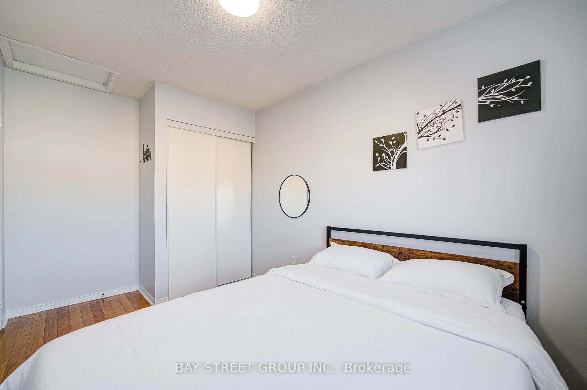 Photo 21 of 73 Mindy Crescent, Markham, Middlefield — HOMEH