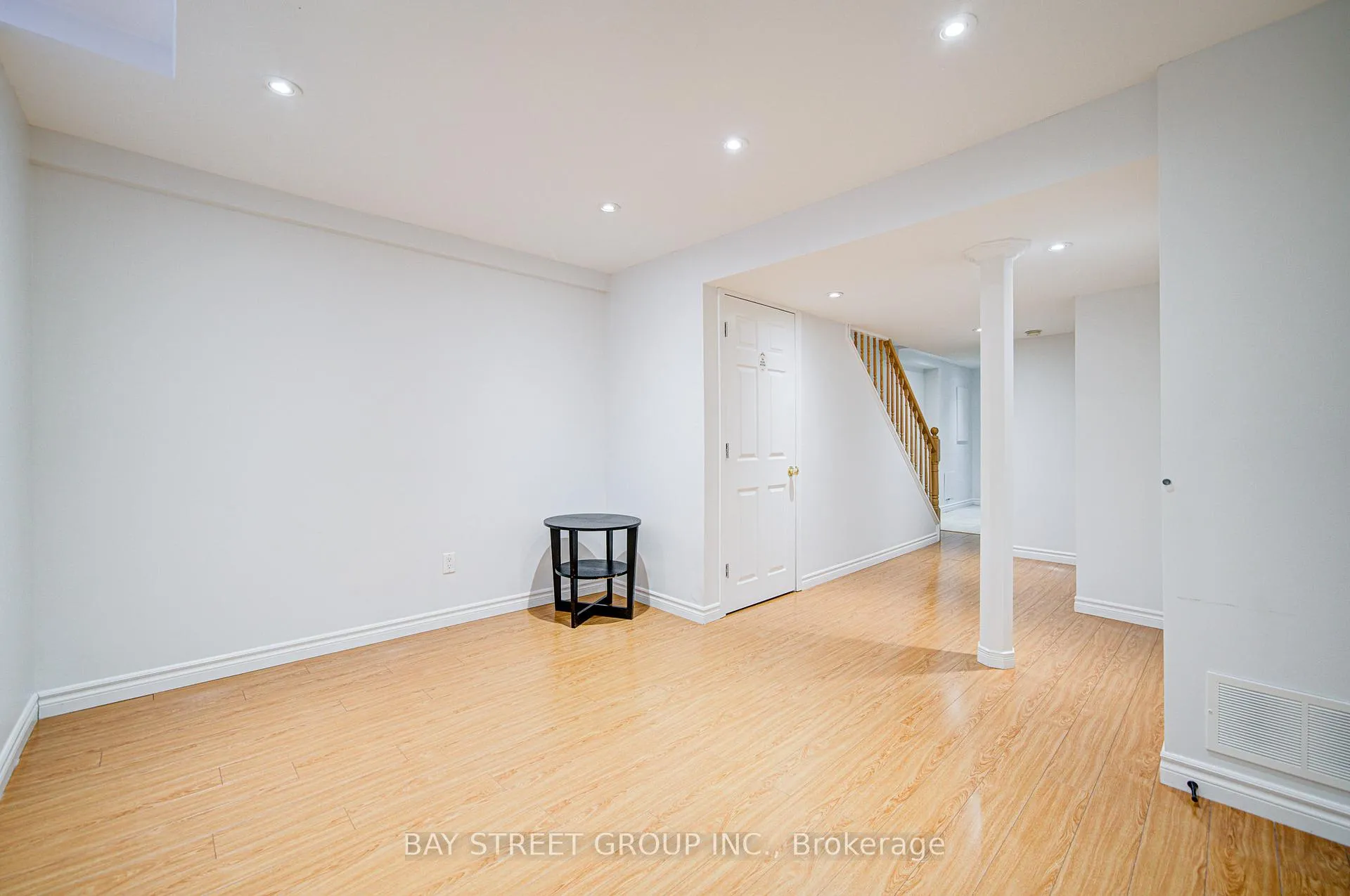 Photo 32 of 73 Mindy Crescent, Markham, Middlefield — HOMEH