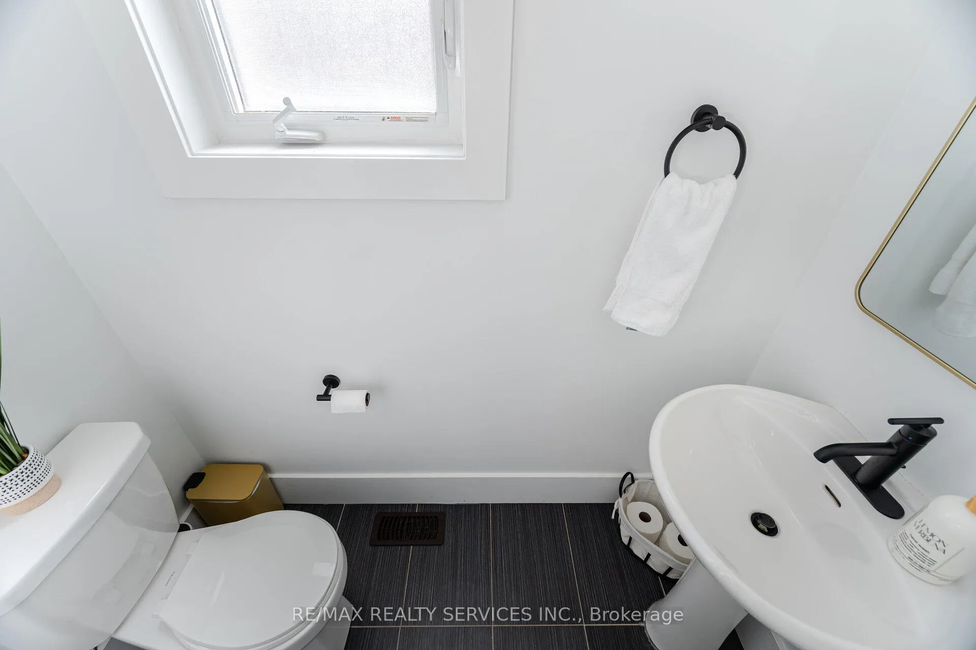 Photo 14 of 30 Hamilton Court, Caledon, Rural Caledon — HOMEH