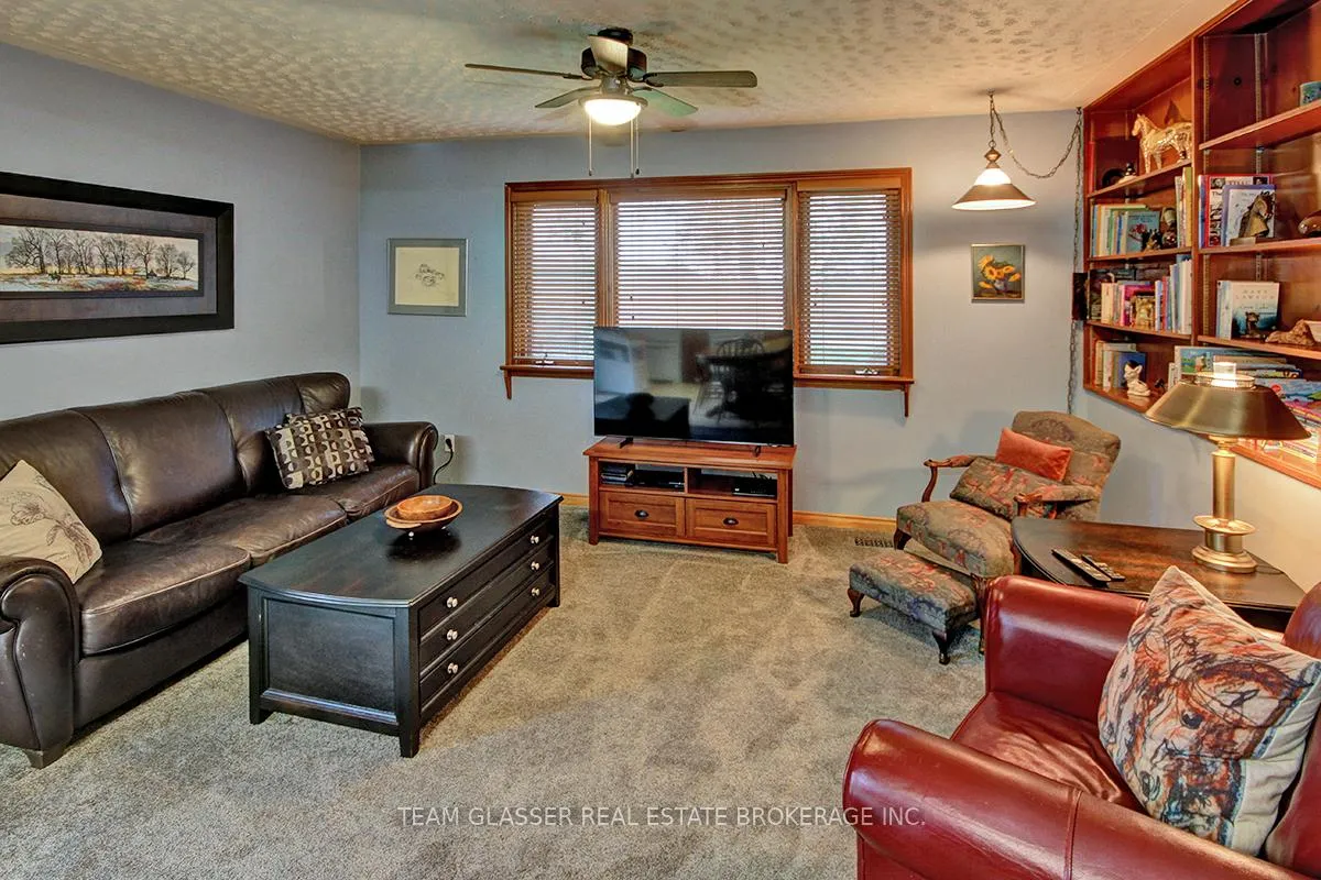 Photo 23 of 8200 Falconbridge Drive, Strathroy-Caradoc, Mount Brydges — HOMEH