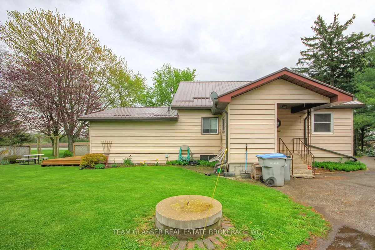 Photo 29 of 8200 Falconbridge Drive, Strathroy-Caradoc, Mount Brydges — HOMEH