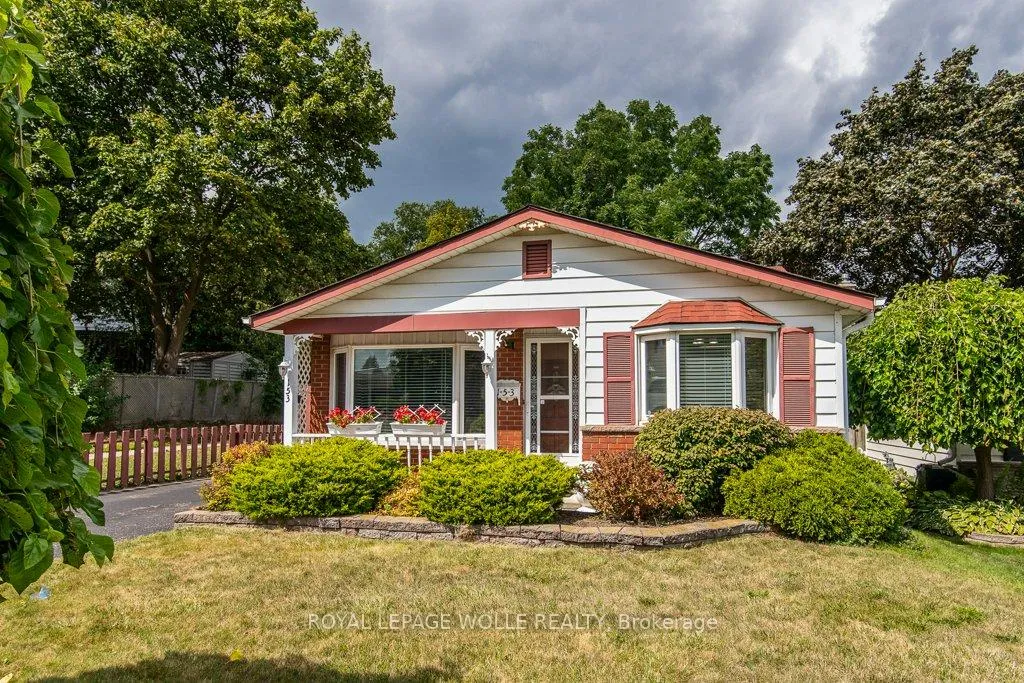 Photo 1 of 153 Pinedale Drive, Kitchener — HOMEH