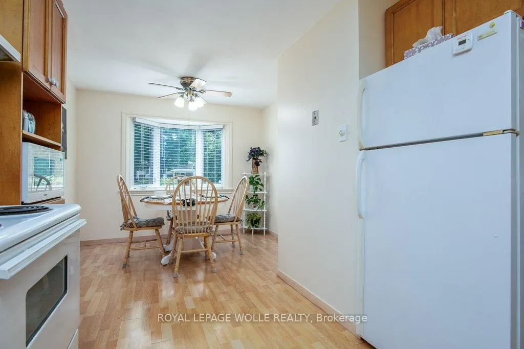 Photo 21 of 153 Pinedale Drive, Kitchener — HOMEH