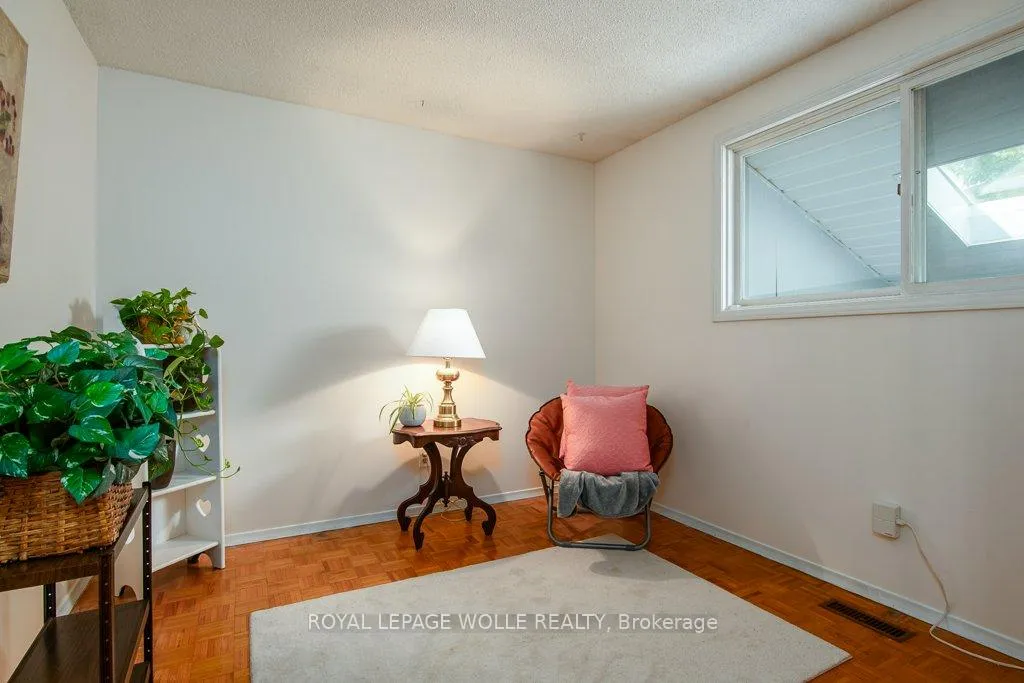 Photo 29 of 153 Pinedale Drive, Kitchener — HOMEH