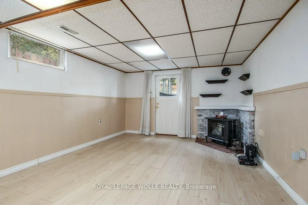 Photo 32 of 153 Pinedale Drive, Kitchener — HOMEH