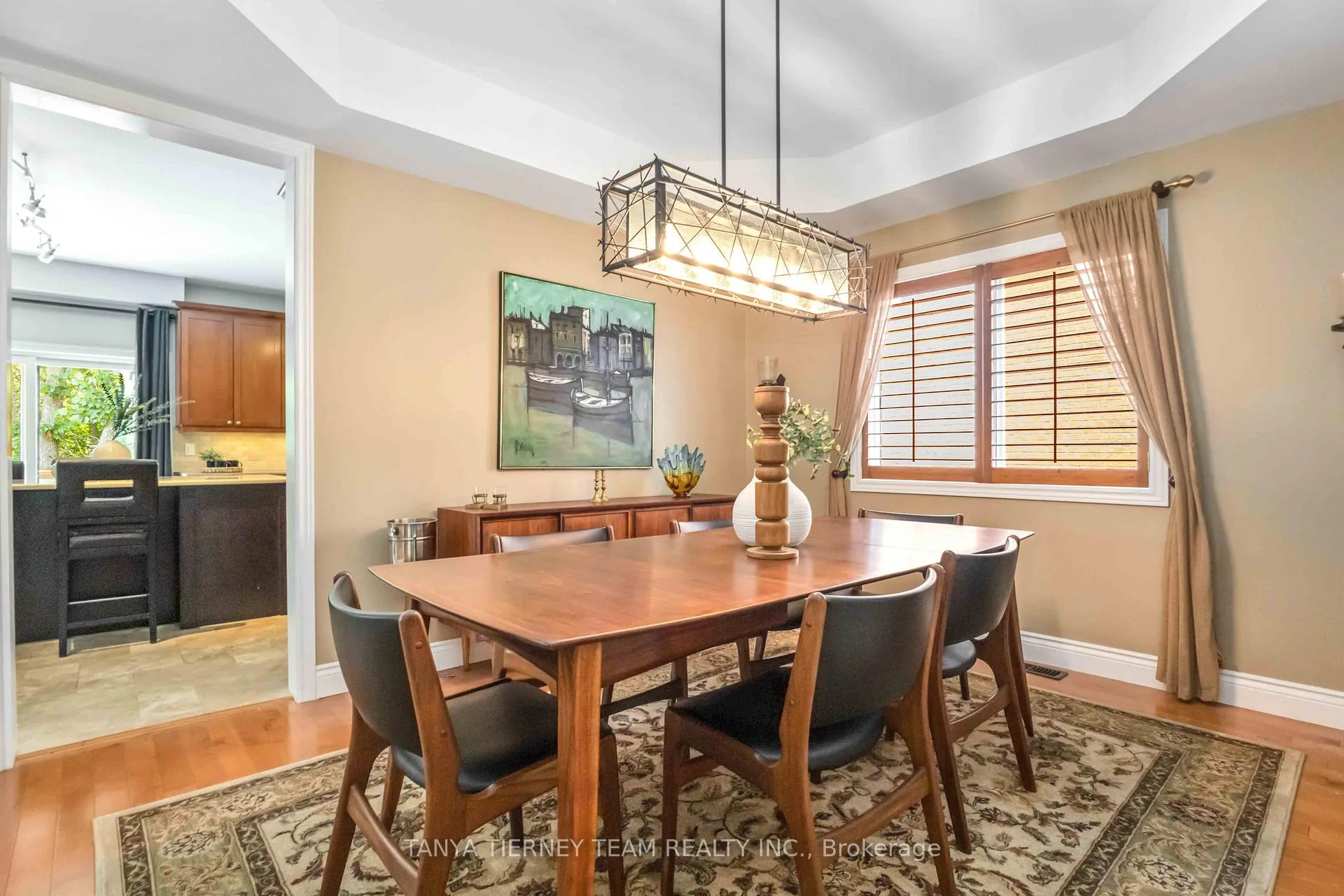 Photo 13 of 6 Braddock Court, Whitby, Brooklin — HOMEH