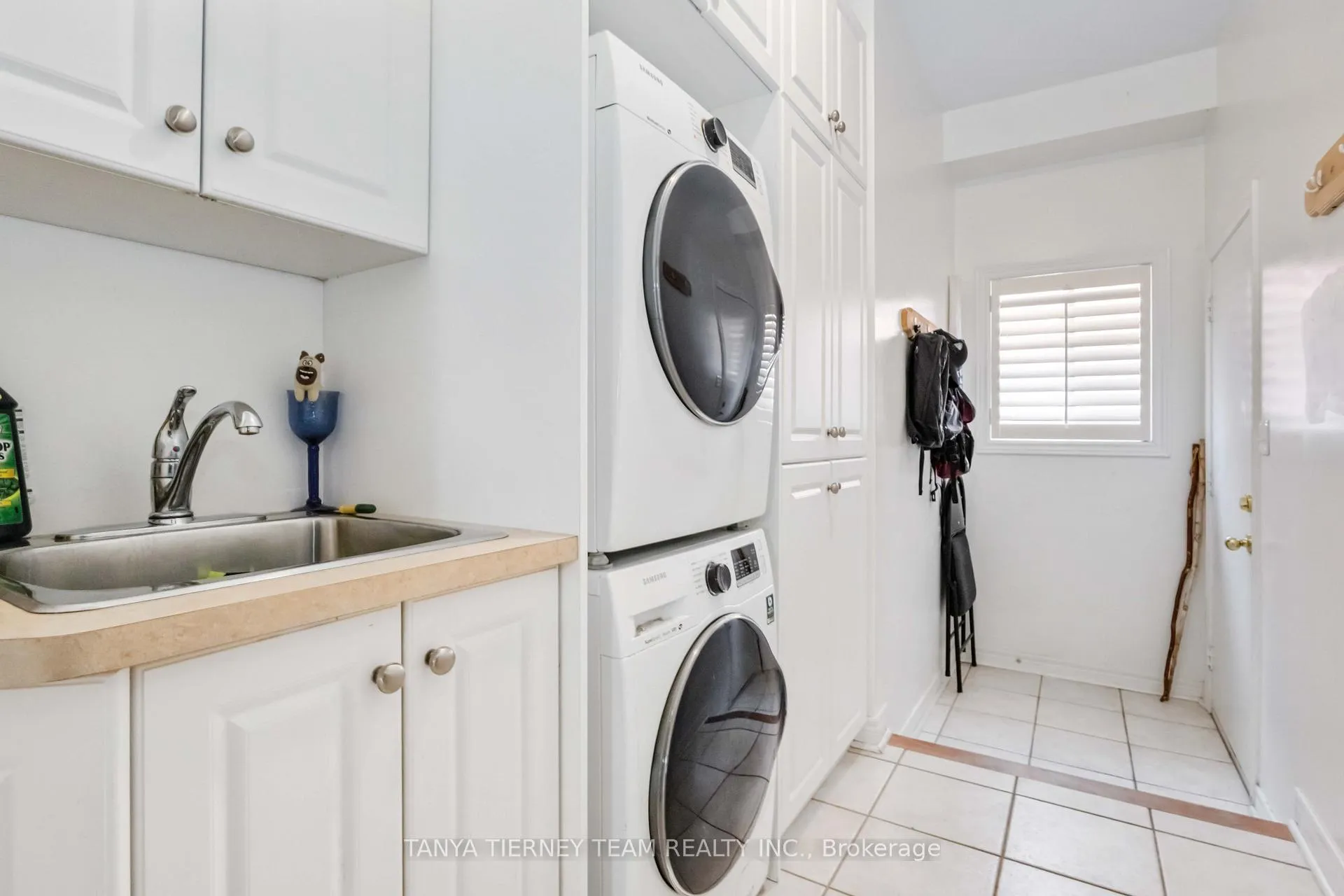 Photo 20 of 6 Braddock Court, Whitby, Brooklin — HOMEH
