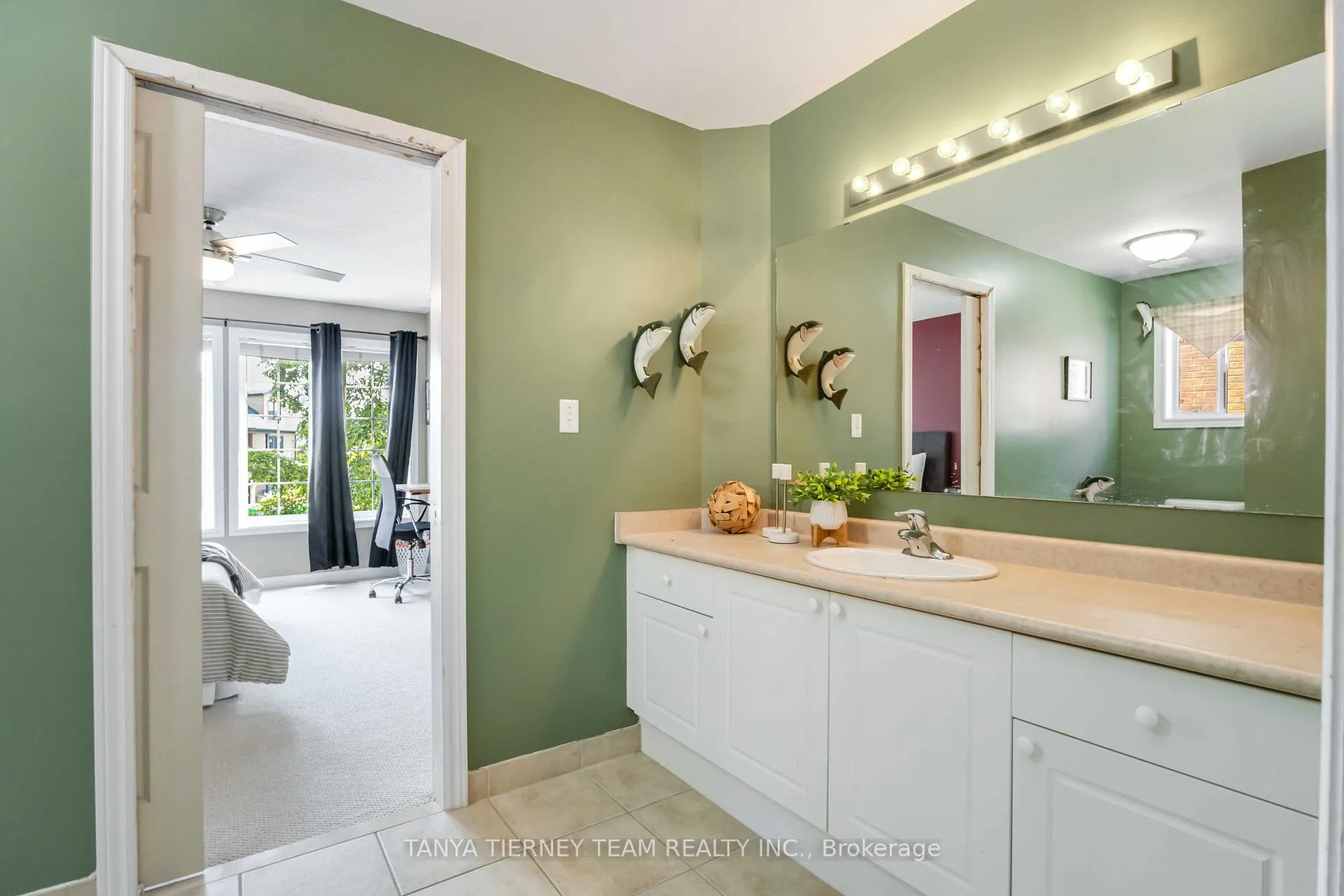 Photo 27 of 6 Braddock Court, Whitby, Brooklin — HOMEH