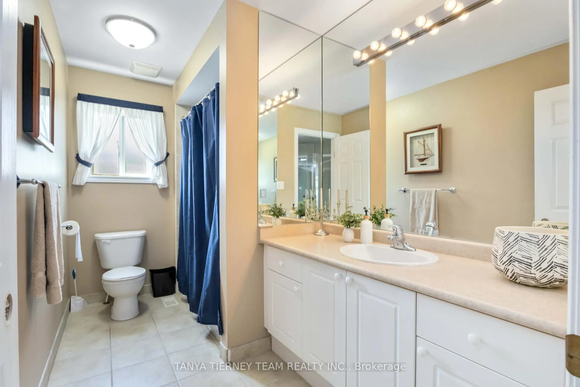 Photo 30 of 6 Braddock Court, Whitby, Brooklin — HOMEH