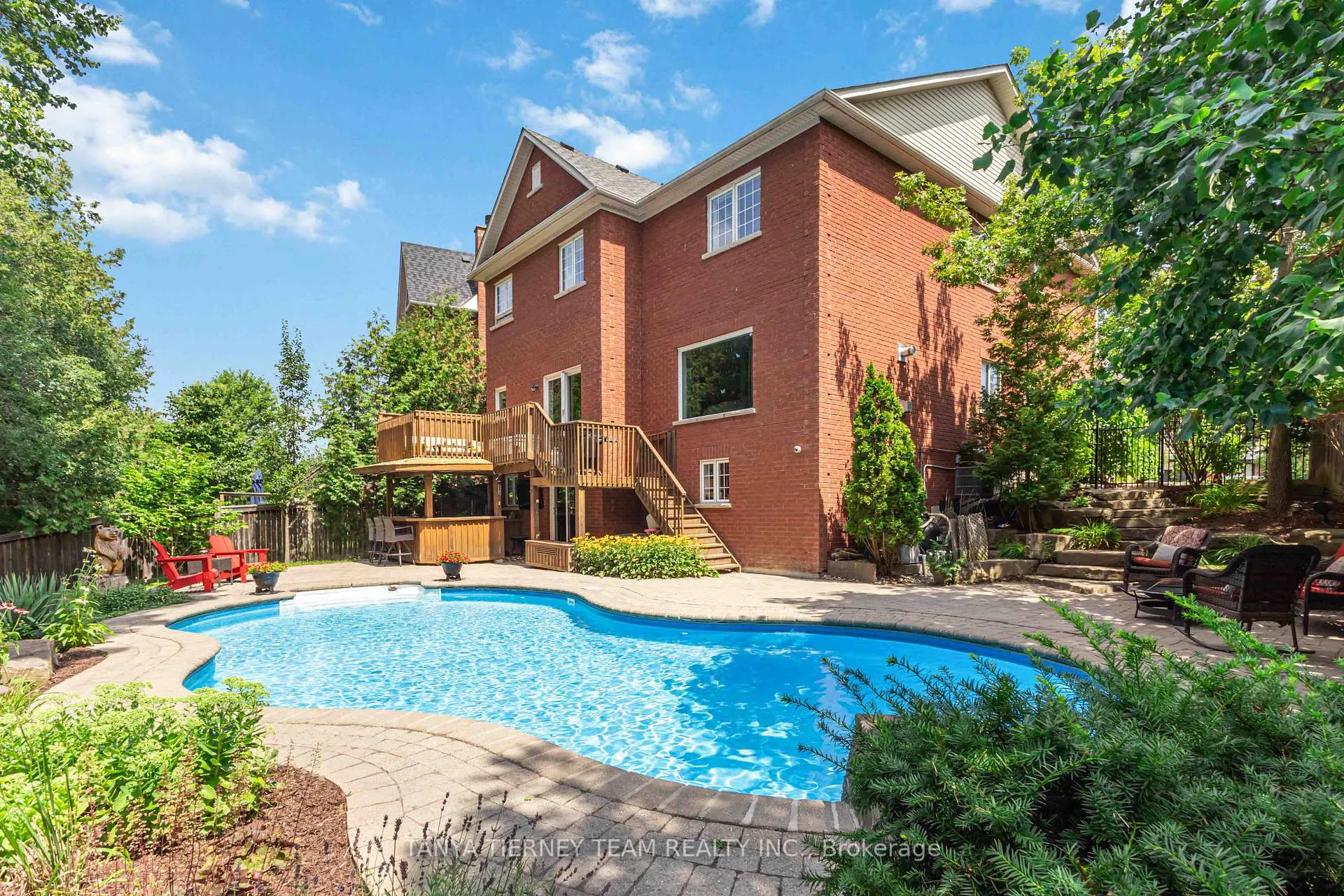 Photo 45 of 6 Braddock Court, Whitby, Brooklin — HOMEH