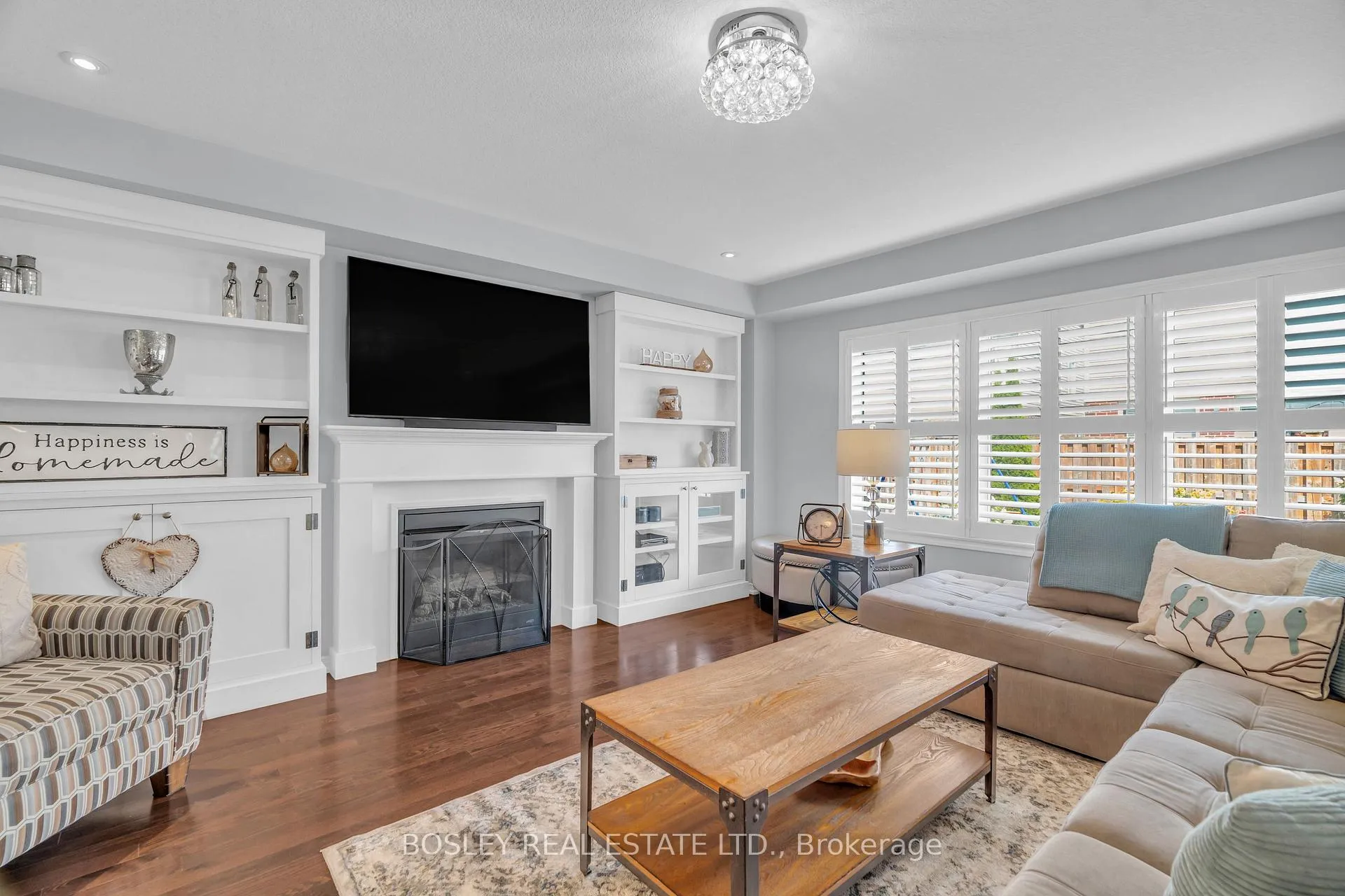 Photo 12 of 333 Apple Hill Crescent, Kitchener — HOMEH