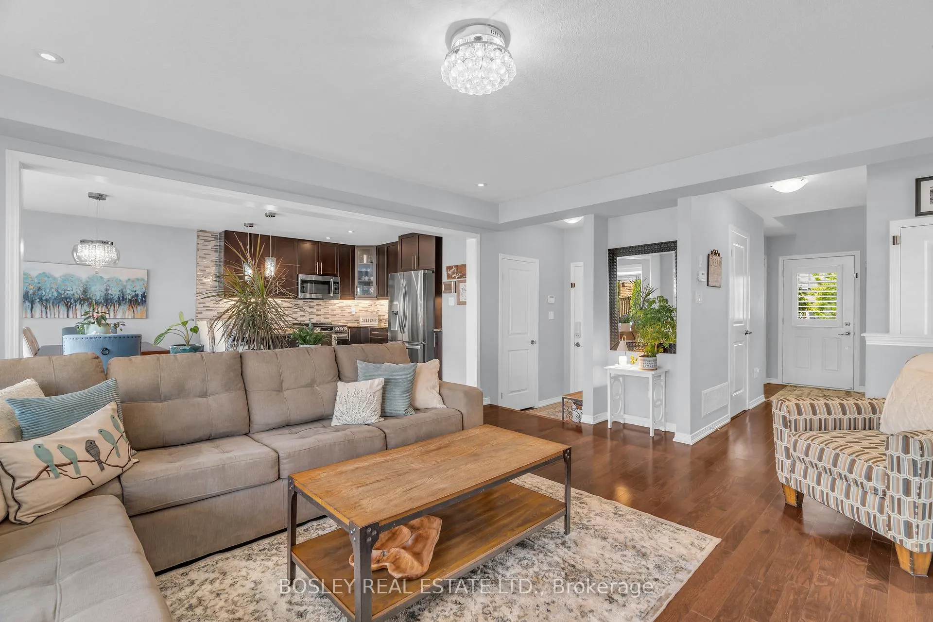 Photo 13 of 333 Apple Hill Crescent, Kitchener — HOMEH