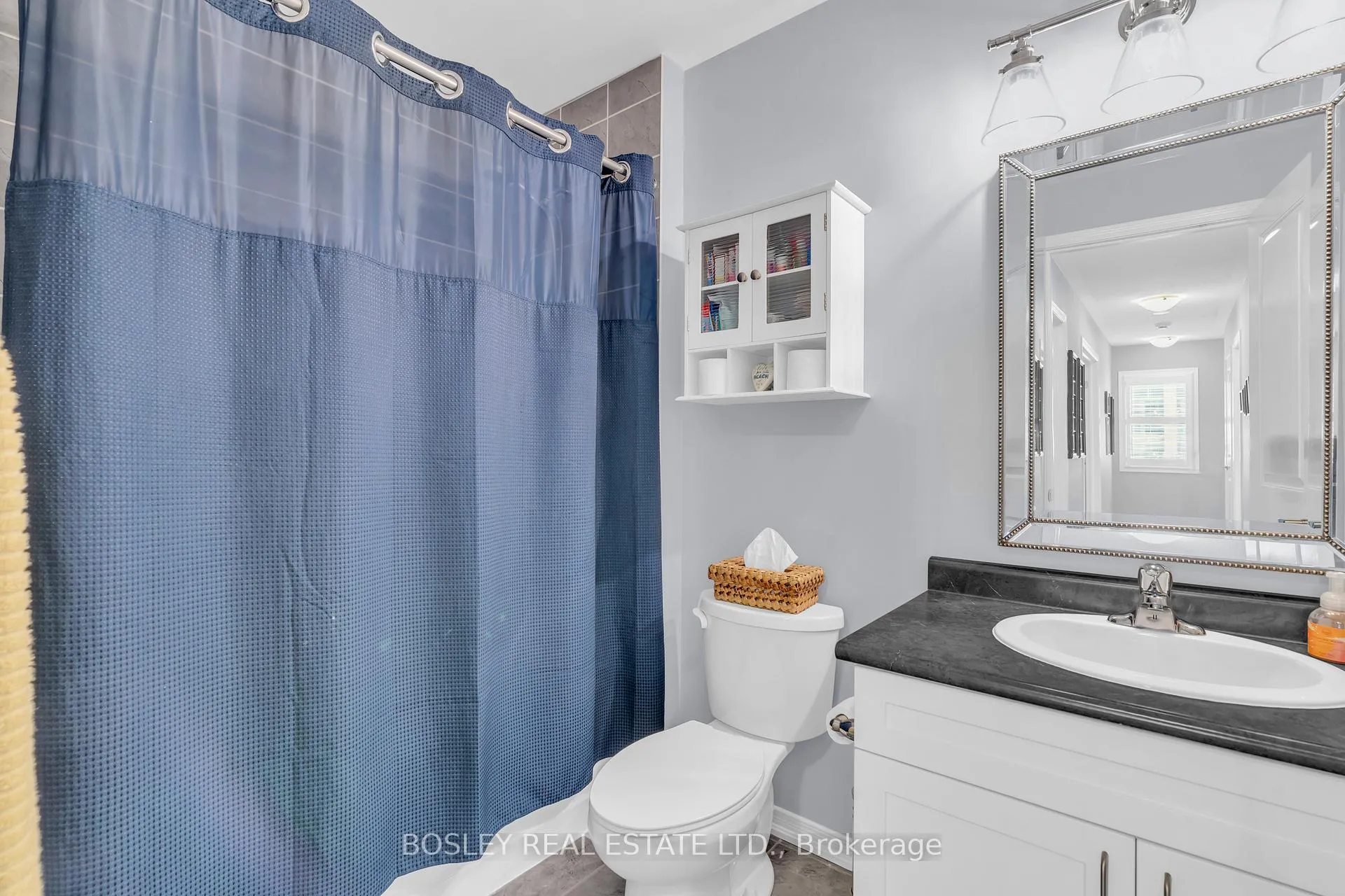 Photo 25 of 333 Apple Hill Crescent, Kitchener — HOMEH