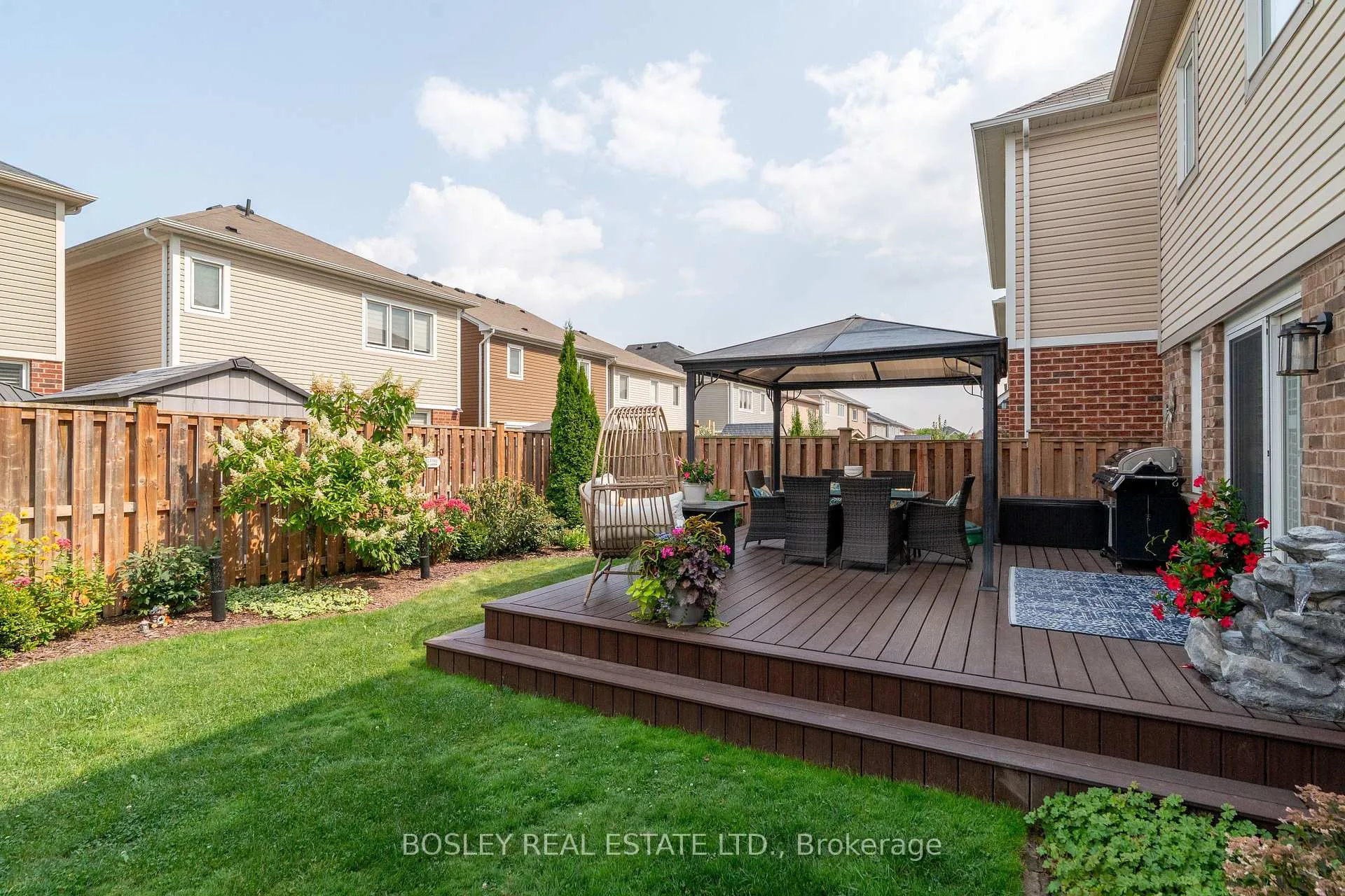 Photo 44 of 333 Apple Hill Crescent, Kitchener — HOMEH