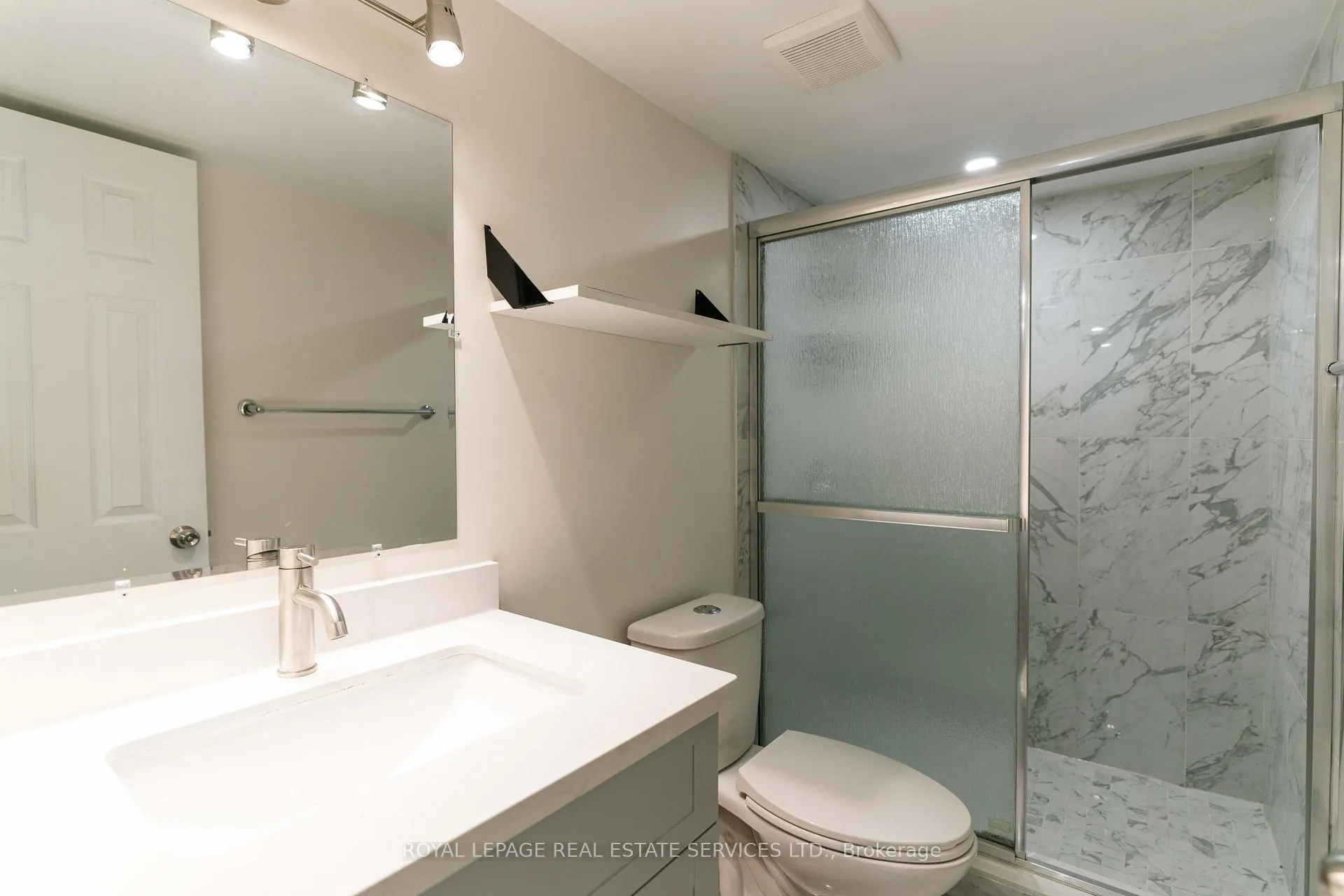 Photo 40 of 974 Penson Crescent, Milton, Coates — HOMEH