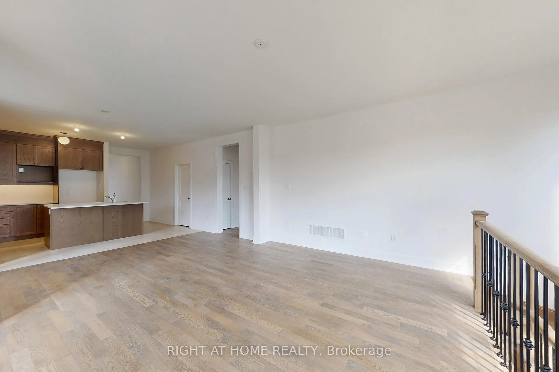 Photo 9 of 239 Wilcox Drive, Clearview, Stayner — HOMEH