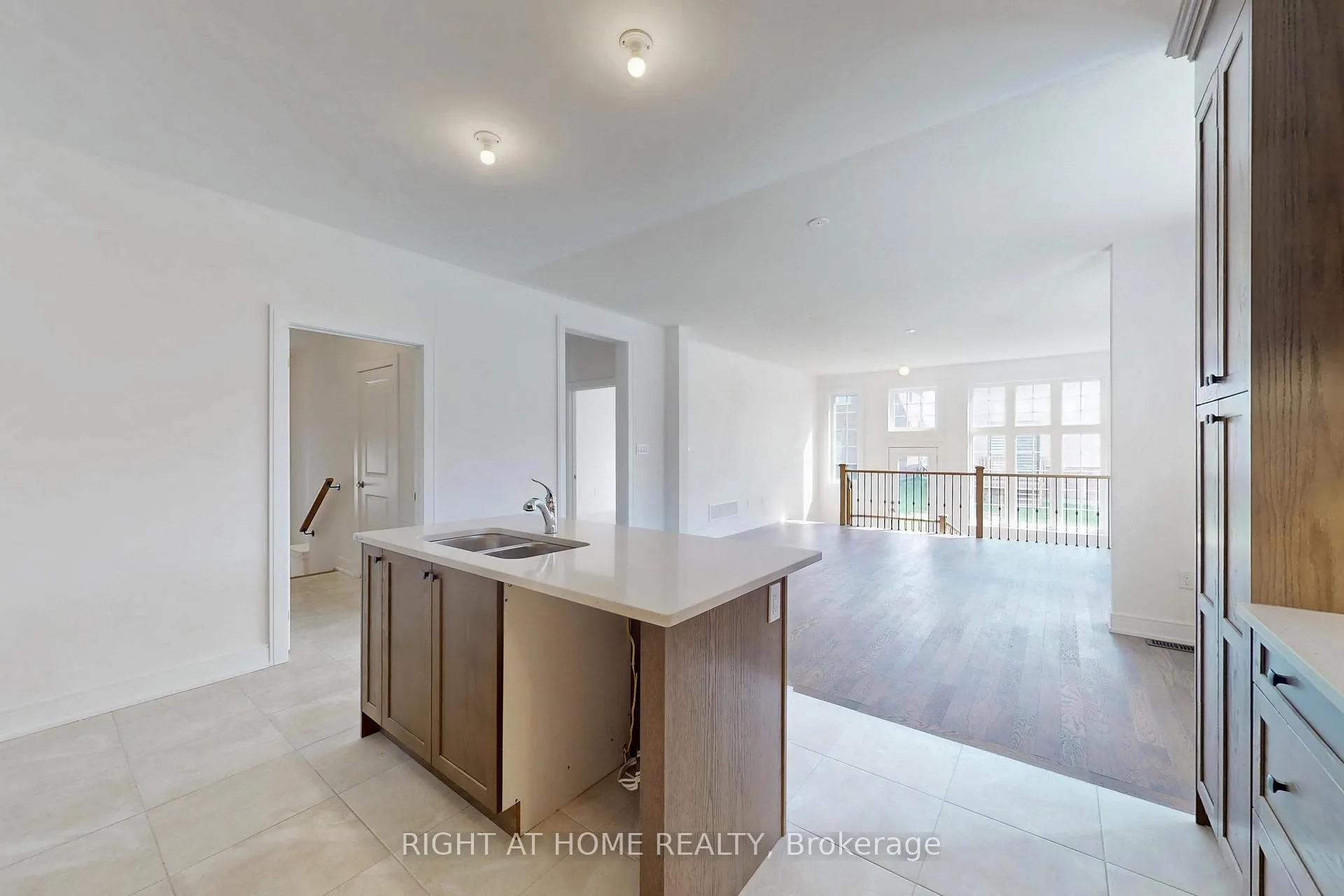 Photo 15 of 239 Wilcox Drive, Clearview, Stayner — HOMEH