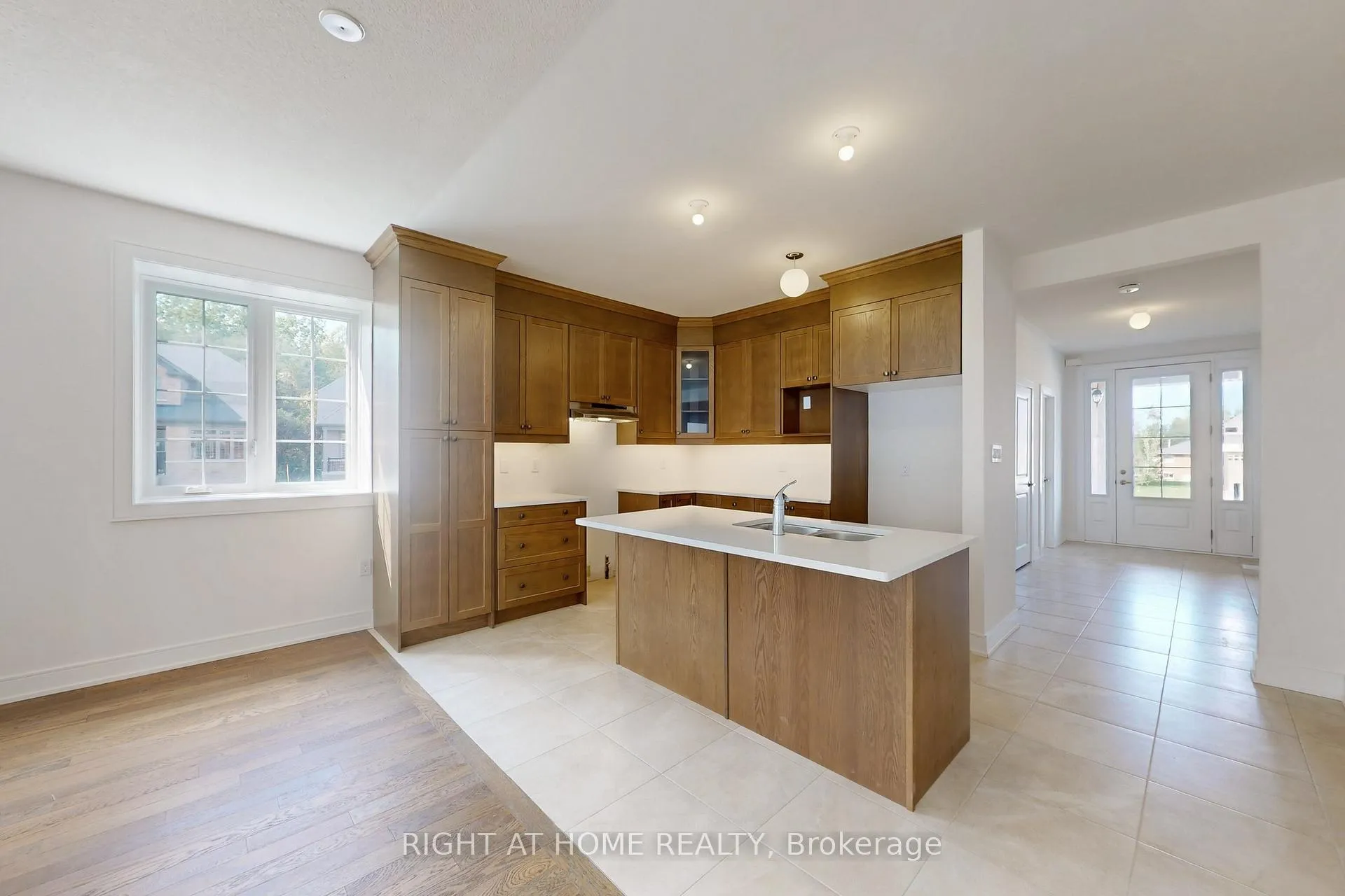 Photo 17 of 239 Wilcox Drive, Clearview, Stayner — HOMEH