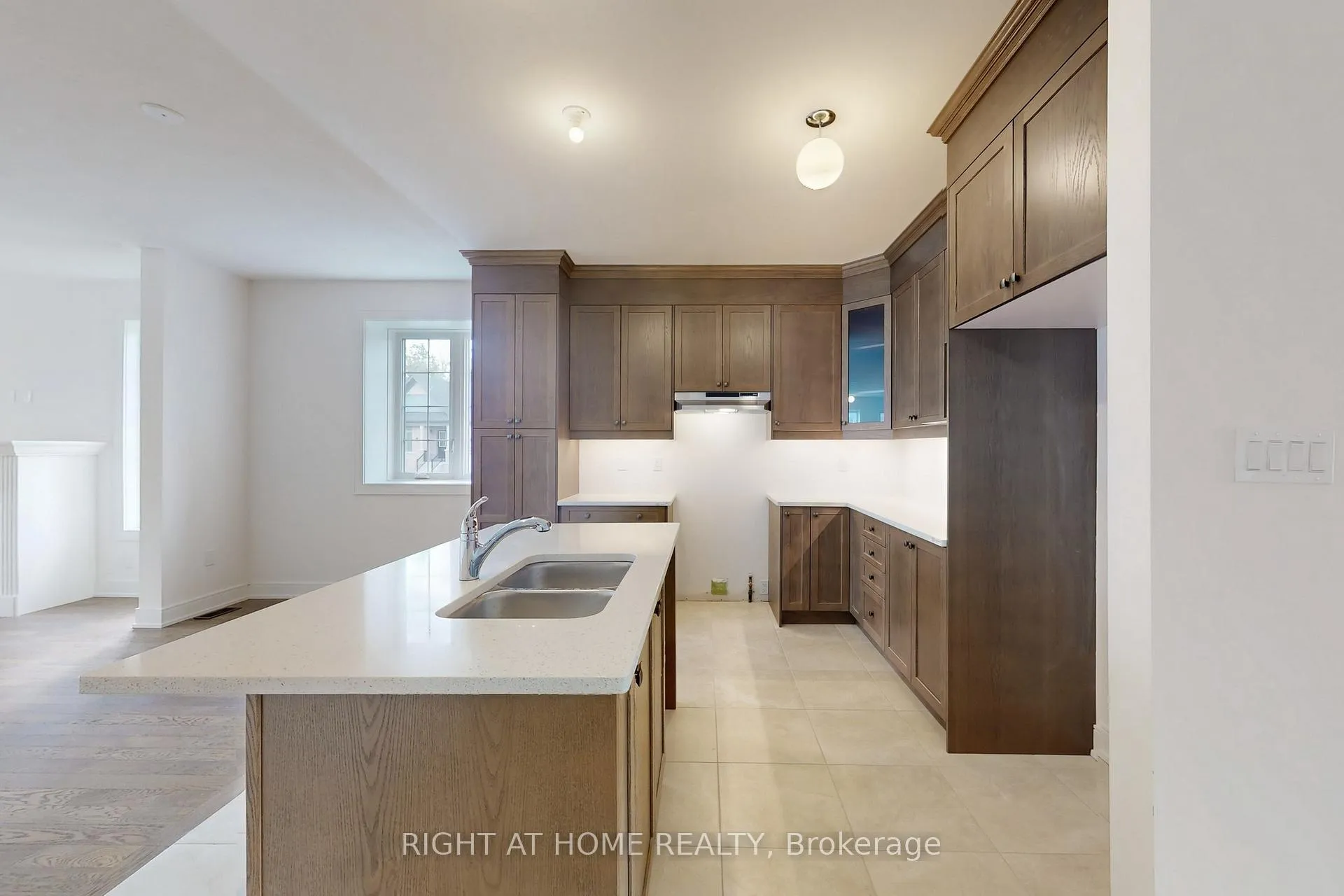 Photo 18 of 239 Wilcox Drive, Clearview, Stayner — HOMEH
