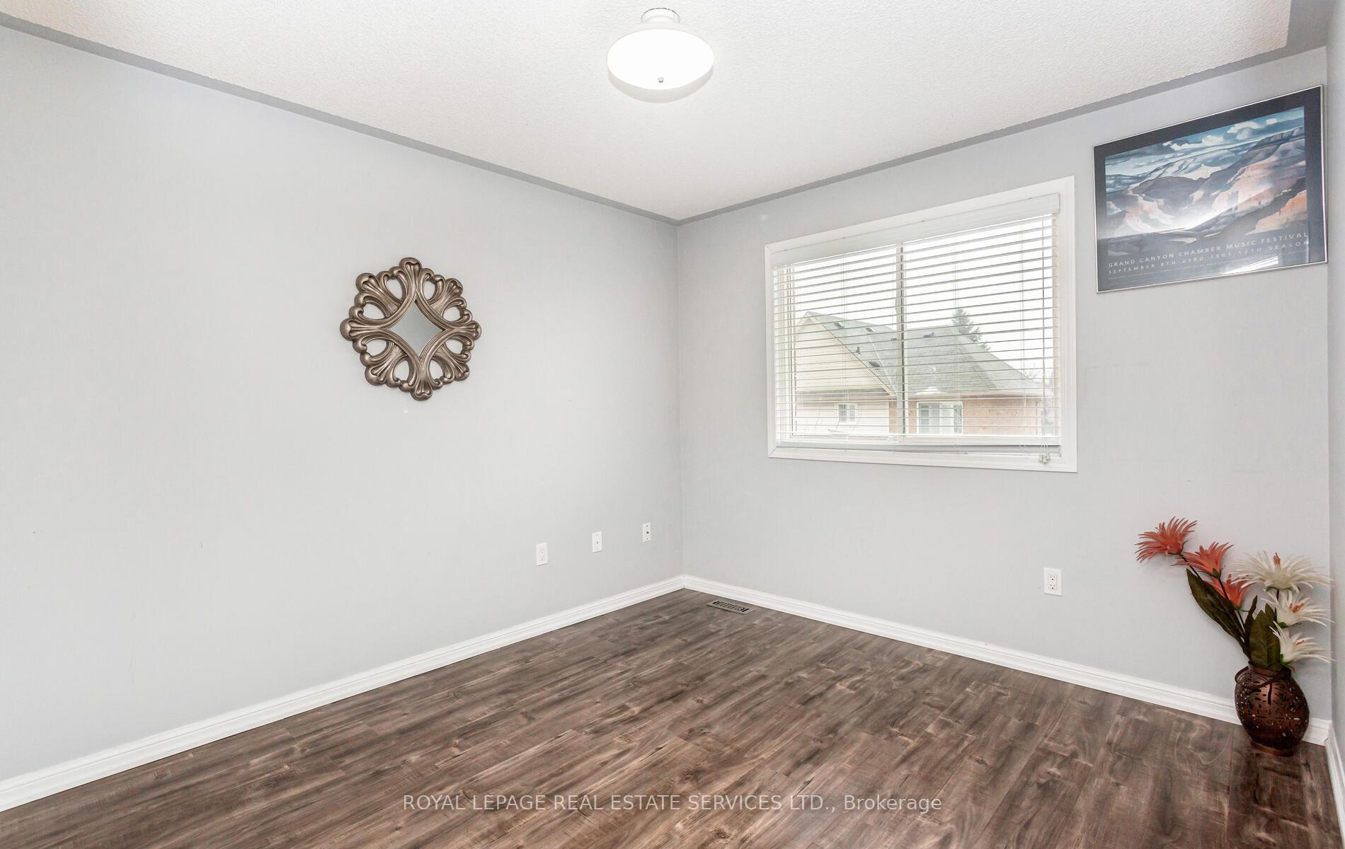 Photo 26 of 5050 Bunton Crescent, Burlington, Orchard — HOMEH