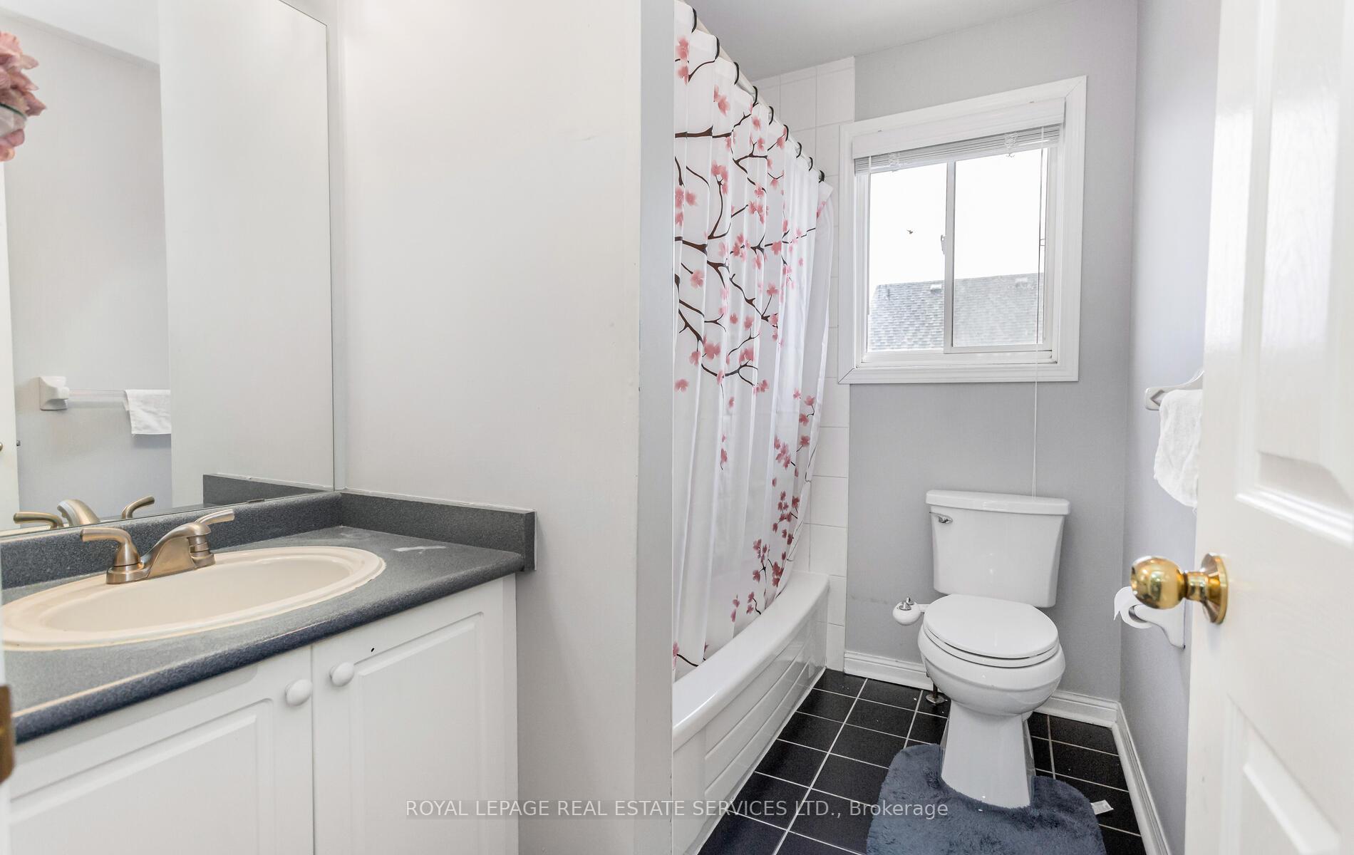 Photo 28 of 5050 Bunton Crescent, Burlington, Orchard — HOMEH