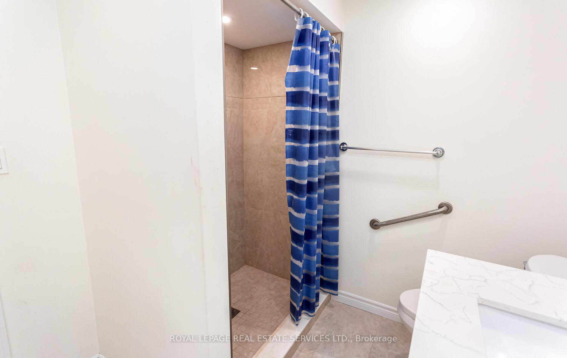 Photo 35 of 5050 Bunton Crescent, Burlington, Orchard — HOMEH