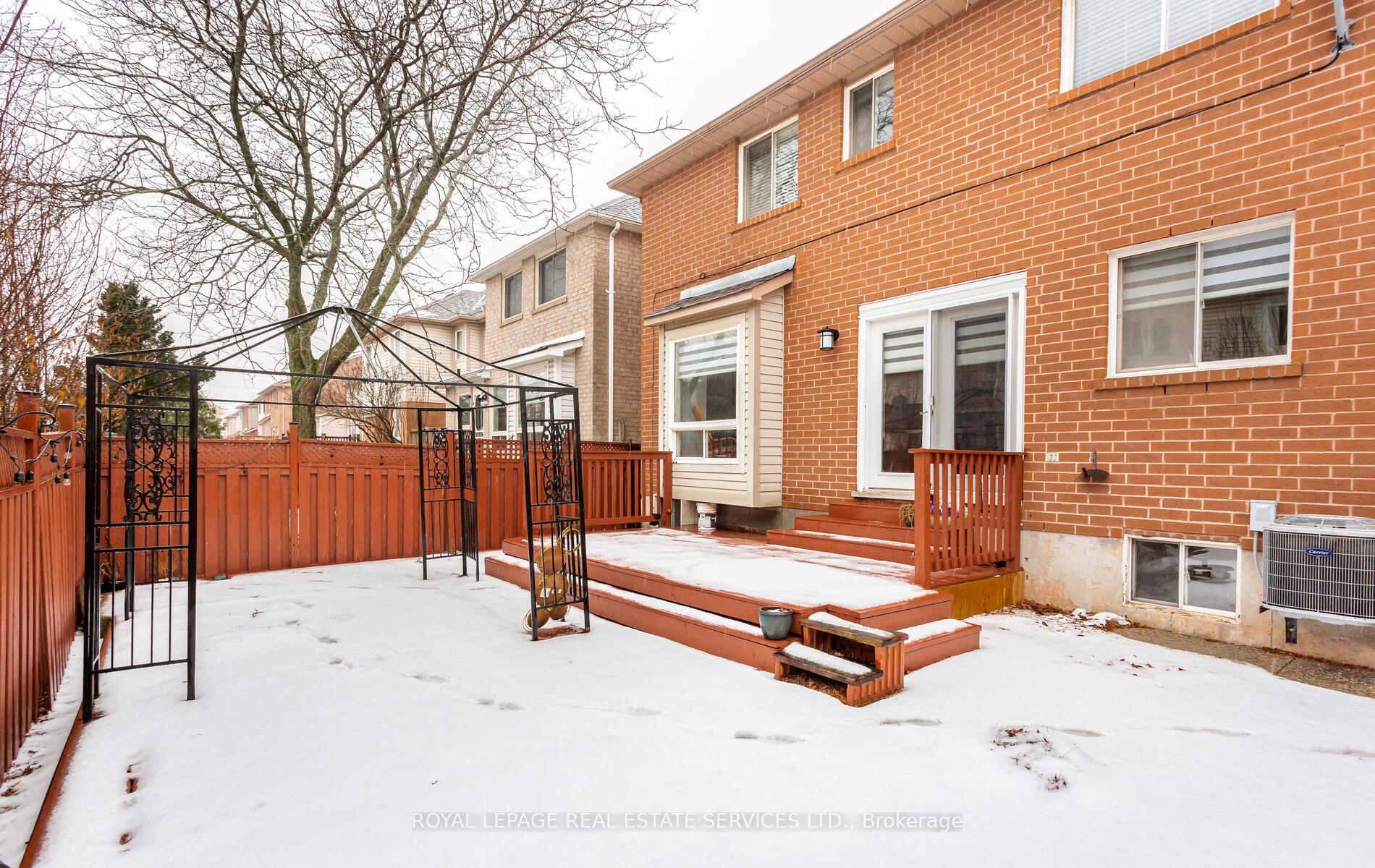 Photo 40 of 5050 Bunton Crescent, Burlington, Orchard — HOMEH