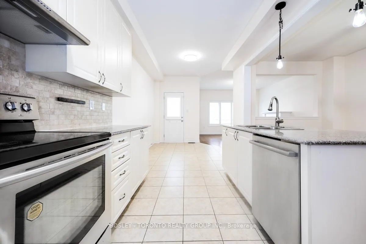 Photo 24 of 100 Ian Baron Avenue, Markham, Village Green-South Unionville — HOMEH