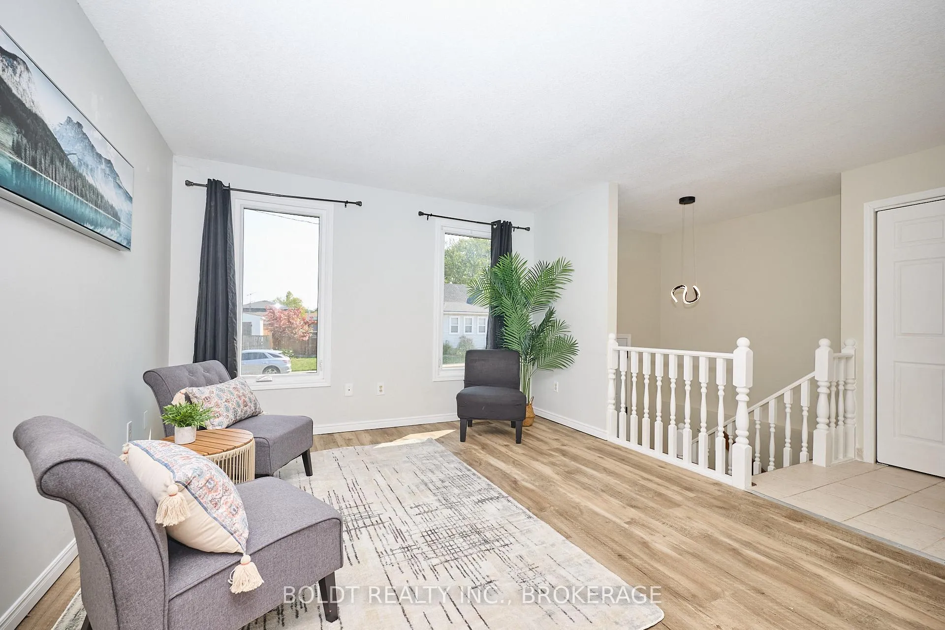Photo 9 of 19 Colborne Street, Thorold, Thorold Downtown — HOMEH