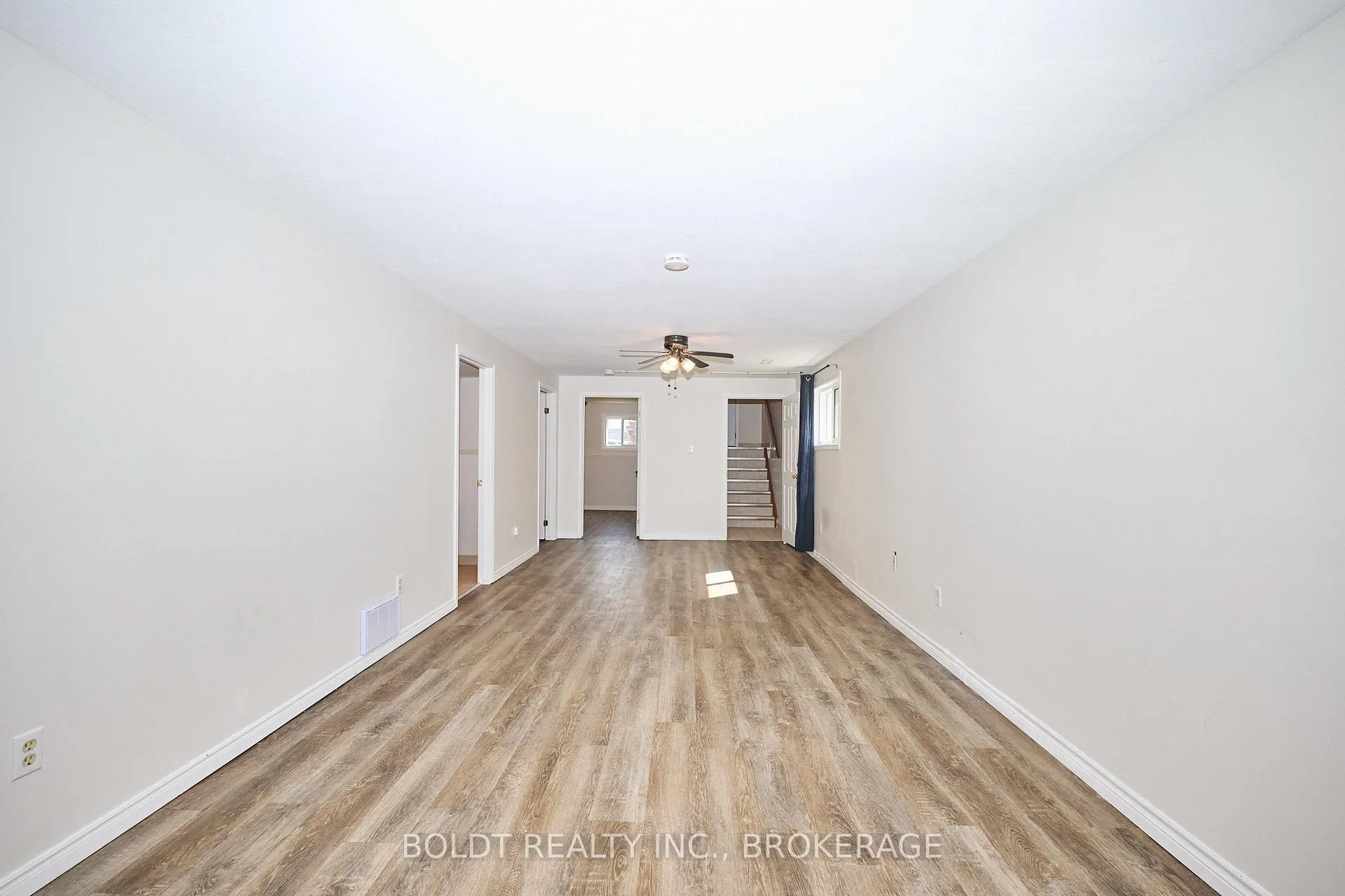 Photo 25 of 19 Colborne Street, Thorold, Thorold Downtown — HOMEH
