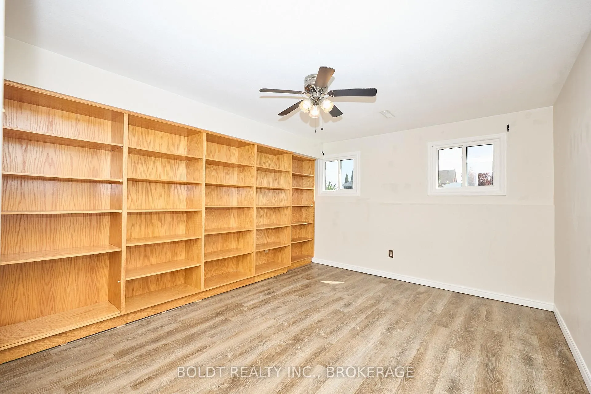 Photo 28 of 19 Colborne Street, Thorold, Thorold Downtown — HOMEH