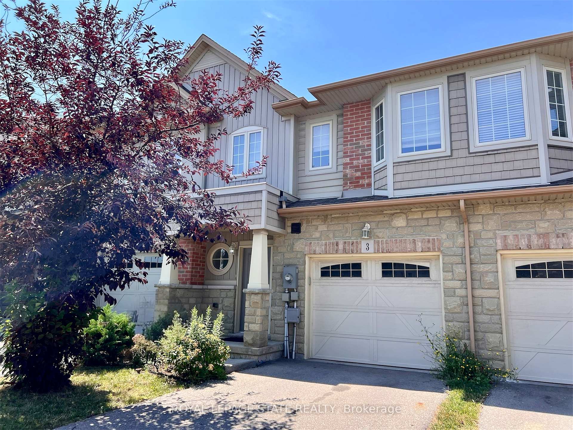 Photo 1 of Unit 3, 8 Lakelawn Road, Grimsby, Grimsby Beach — HOMEH
