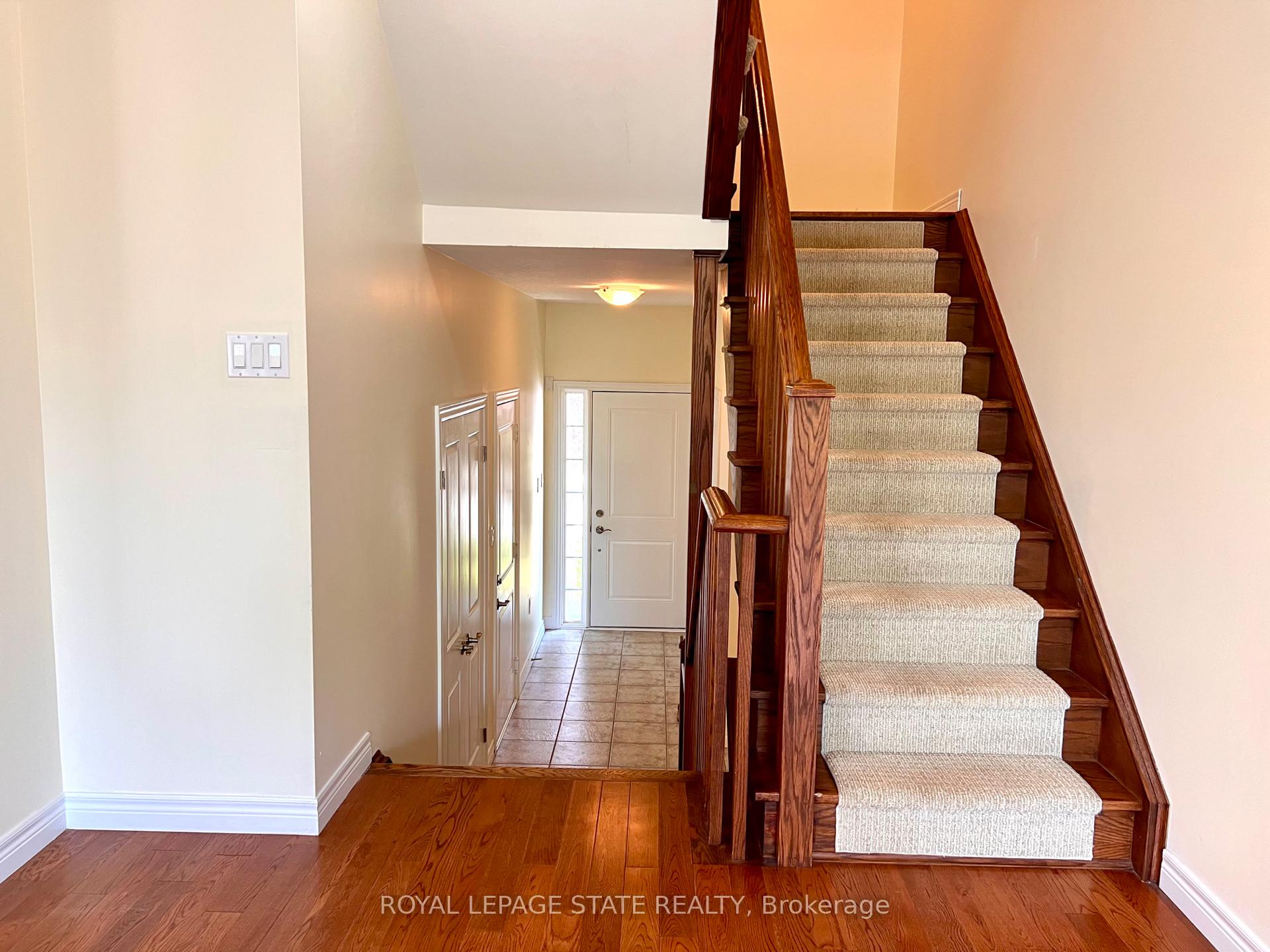 Photo 13 of Unit 3, 8 Lakelawn Road, Grimsby, Grimsby Beach — HOMEH