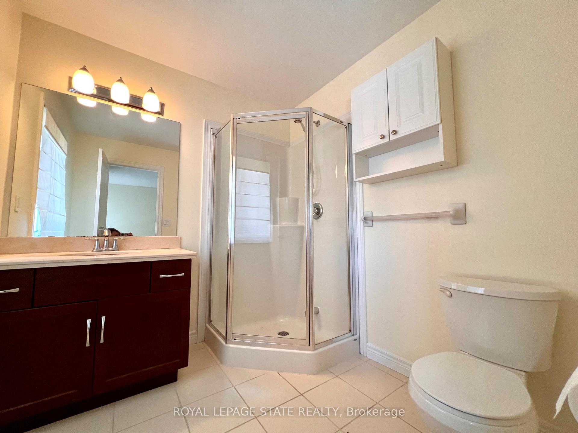 Photo 15 of Unit 3, 8 Lakelawn Road, Grimsby, Grimsby Beach — HOMEH
