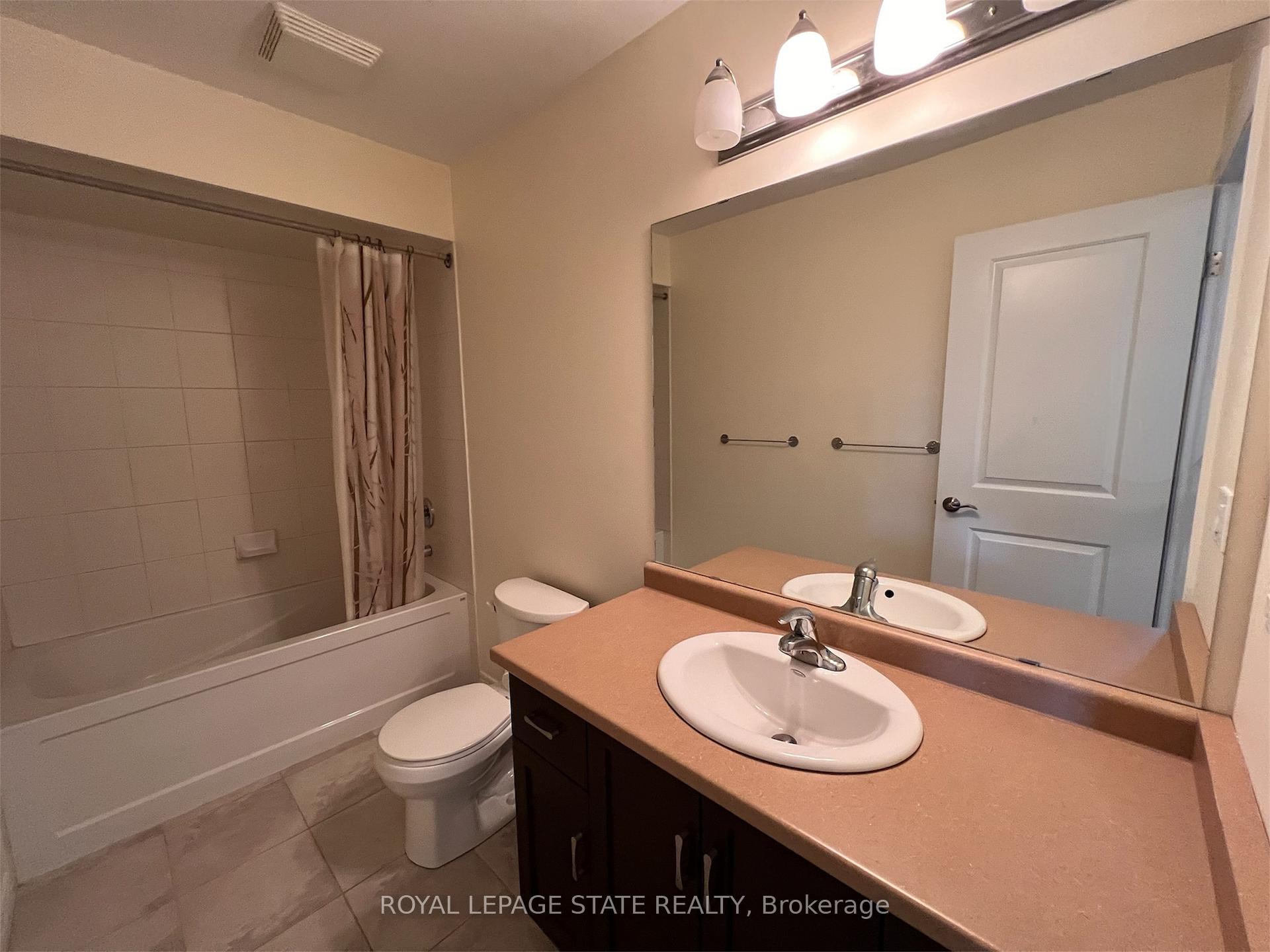 Photo 17 of Unit 3, 8 Lakelawn Road, Grimsby, Grimsby Beach — HOMEH