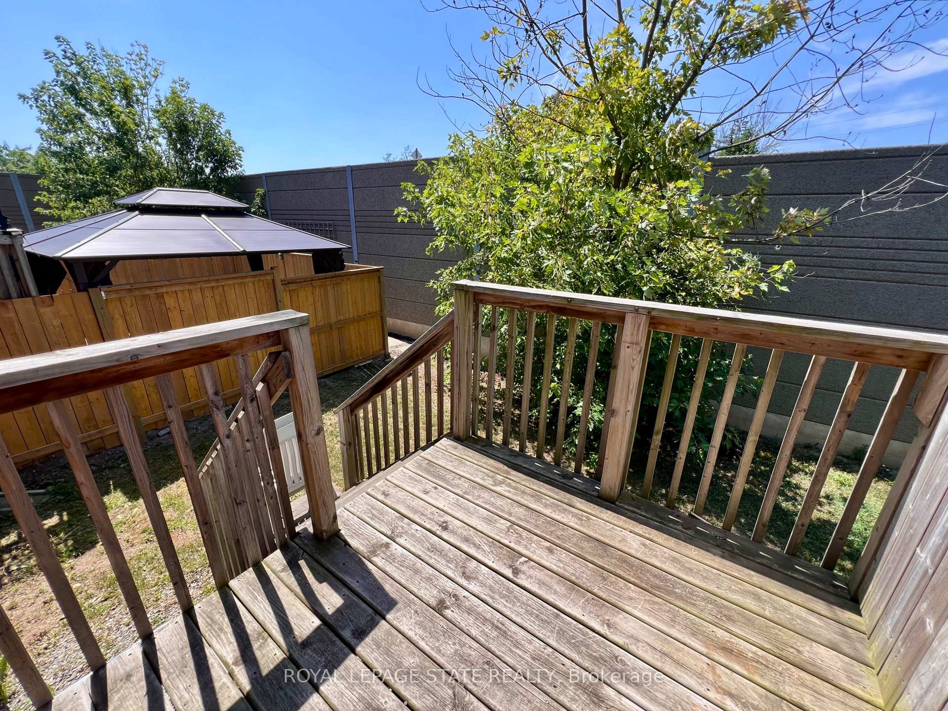 Photo 20 of Unit 3, 8 Lakelawn Road, Grimsby, Grimsby Beach — HOMEH