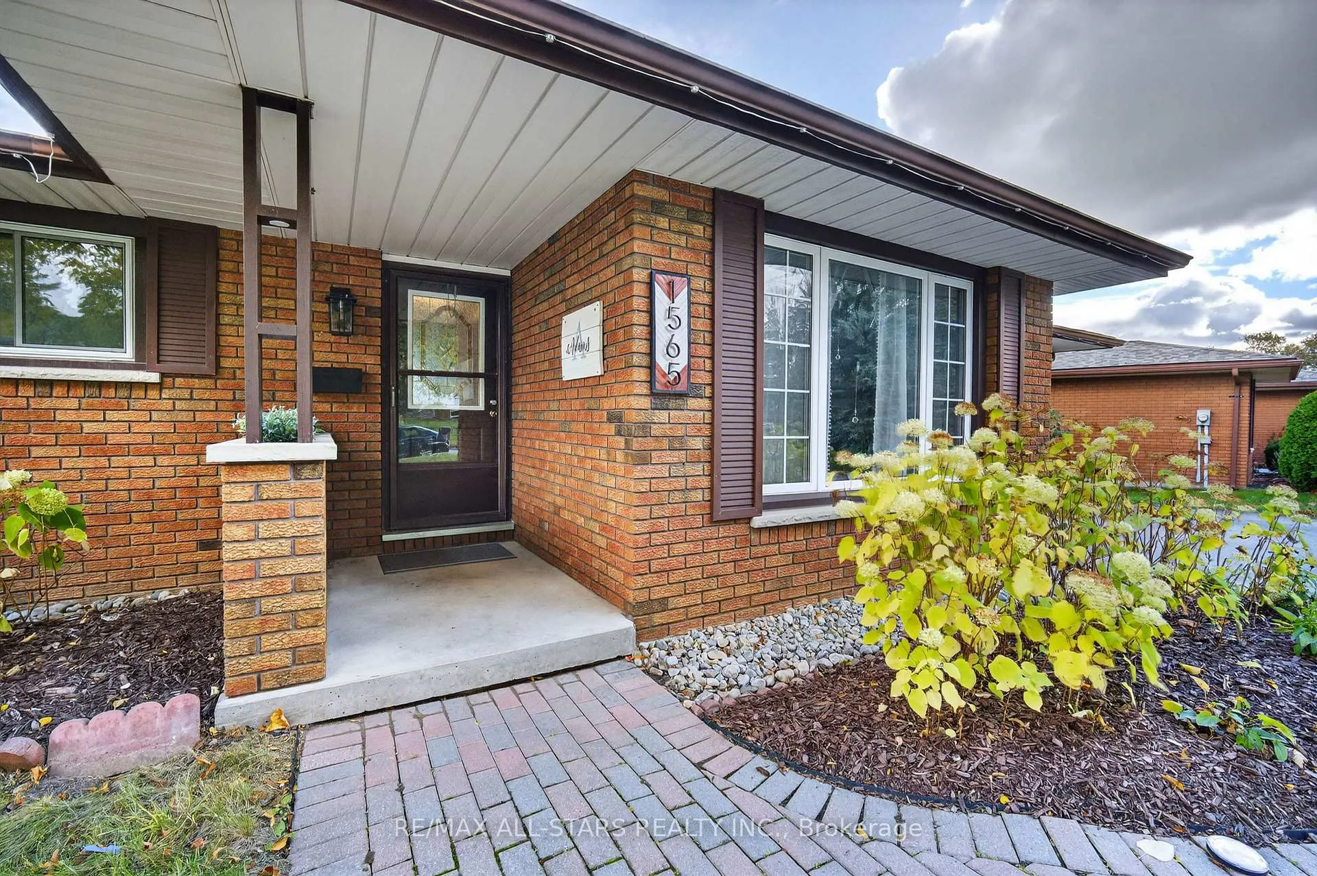 Photo 3 of 1565 Cherryhill Road, Peterborough, Monaghan Ward 2 — HOMEH