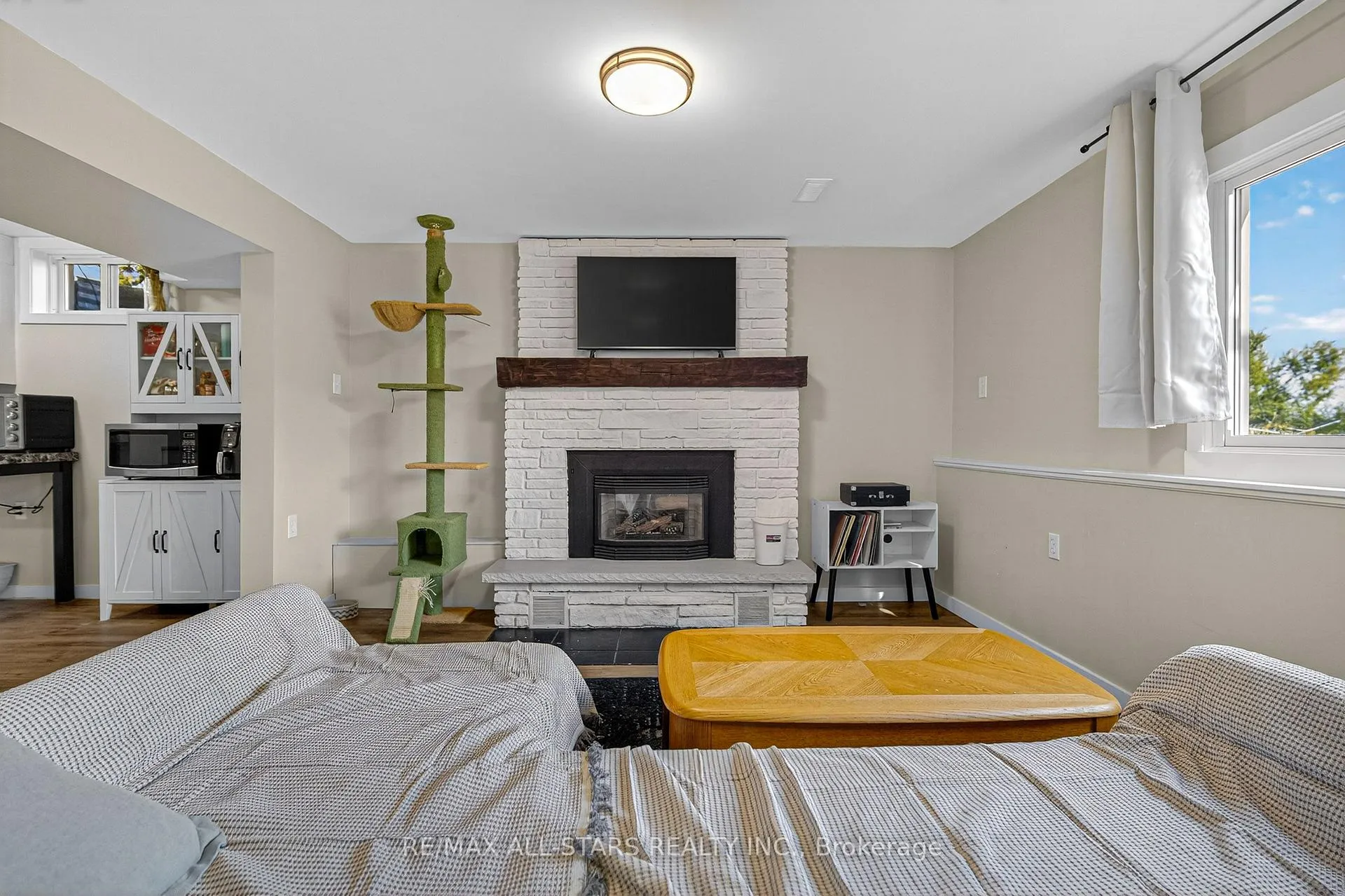 Photo 18 of 1565 Cherryhill Road, Peterborough, Monaghan Ward 2 — HOMEH