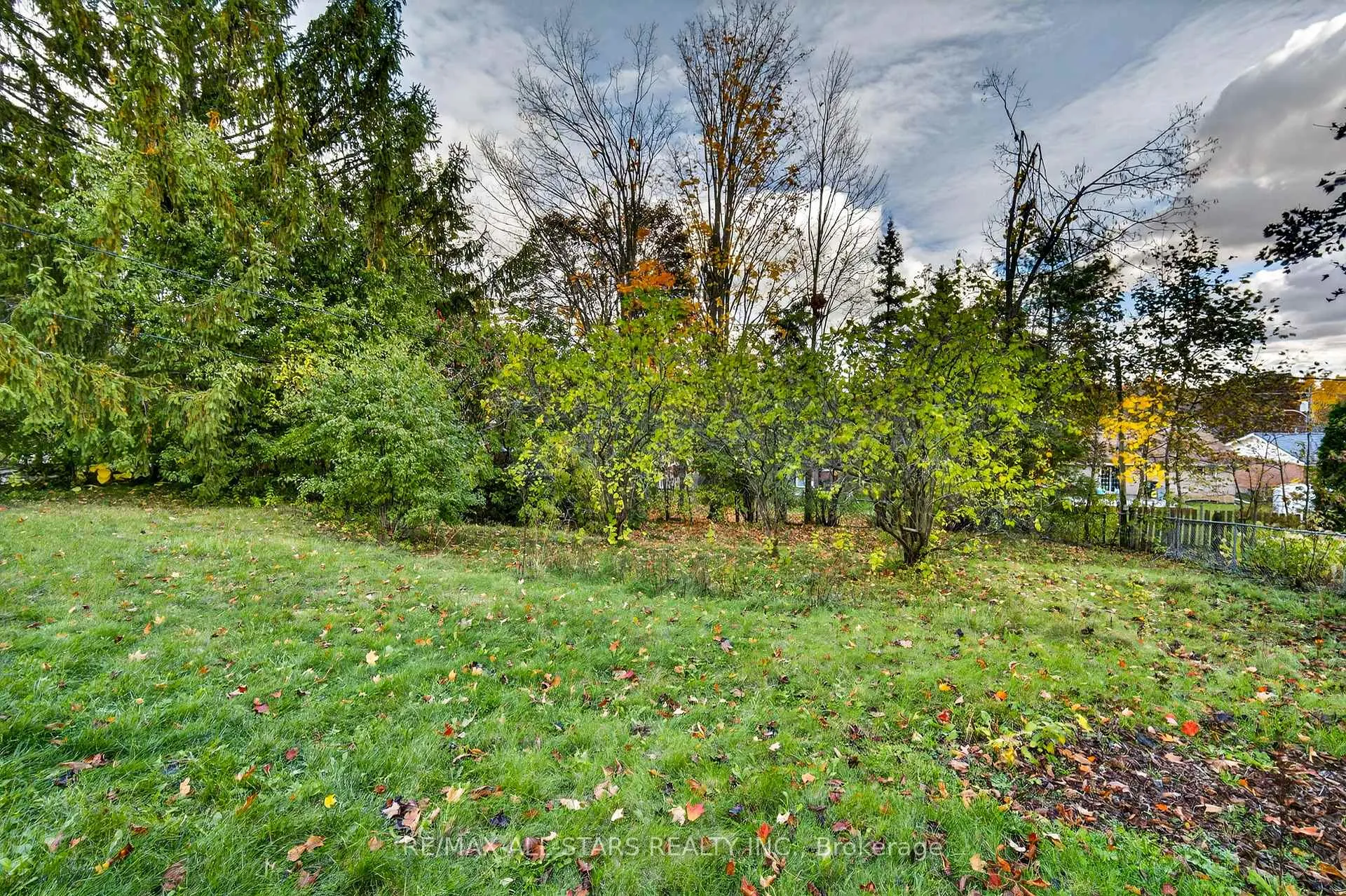Photo 30 of 1565 Cherryhill Road, Peterborough, Monaghan Ward 2 — HOMEH