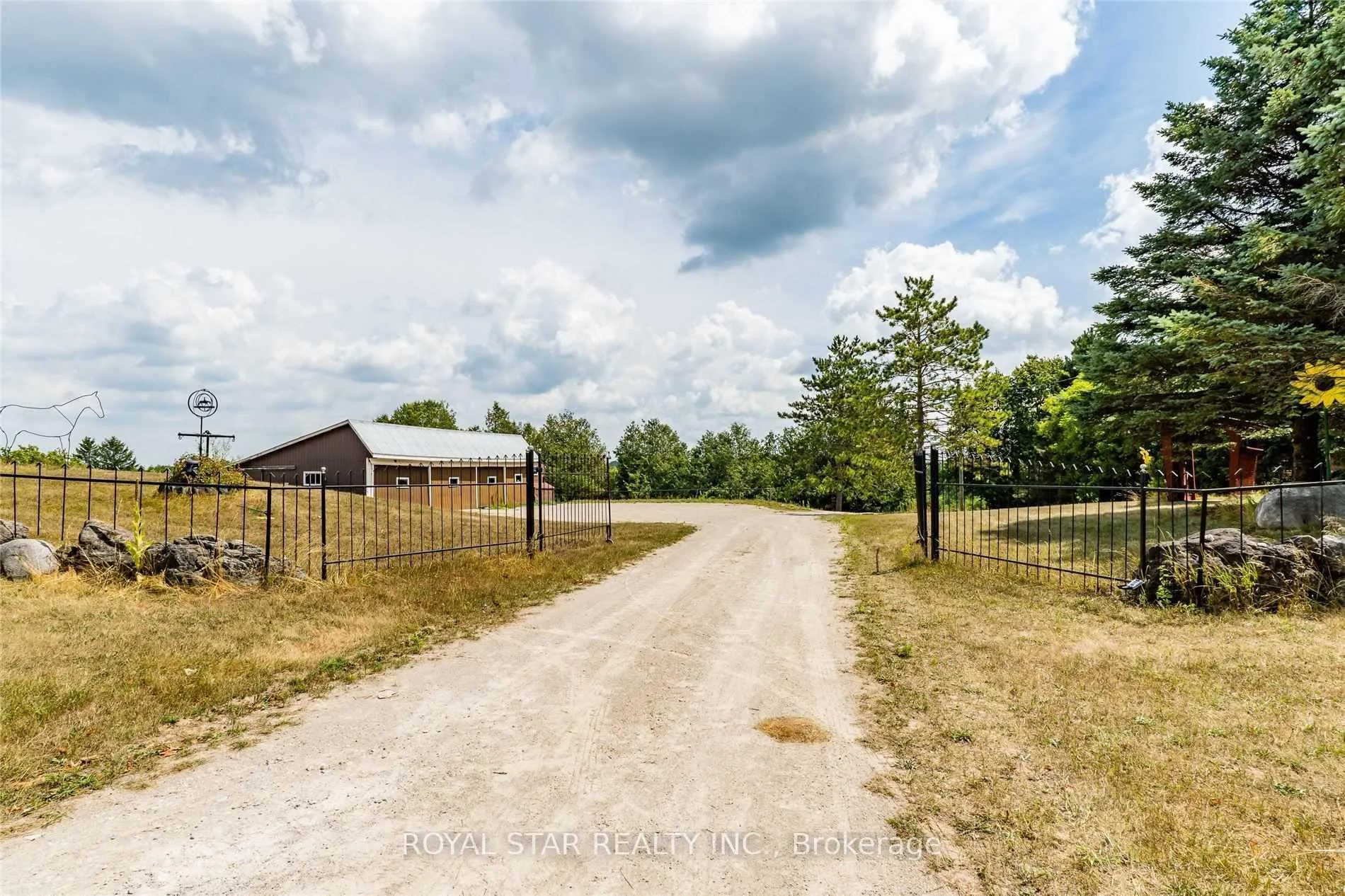 Photo 10 of 3110 30 Side Road, Milton, Rural Nassagaweya — HOMEH