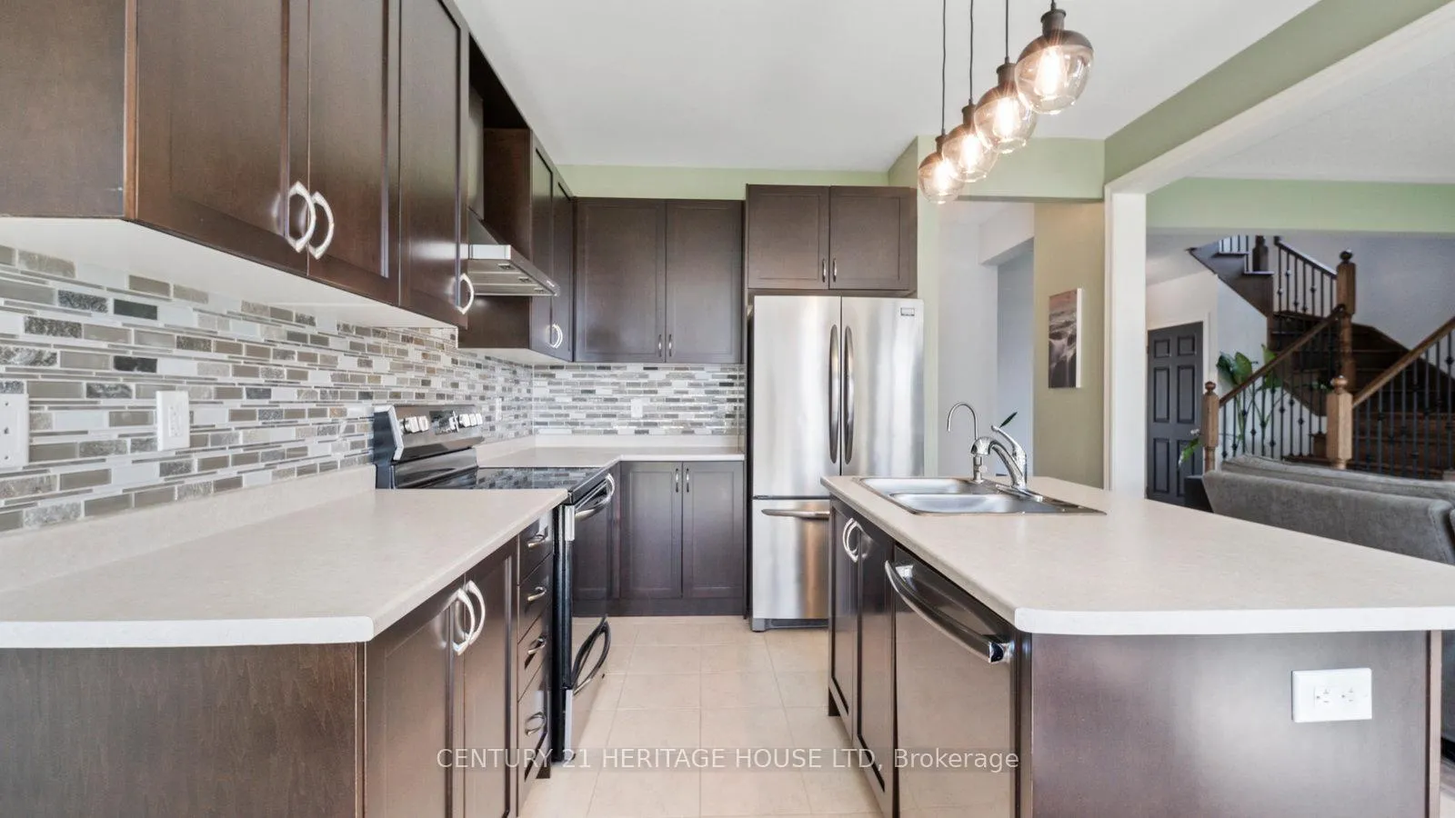 Photo 10 of 119 Barlow Place, Brant, Paris — HOMEH