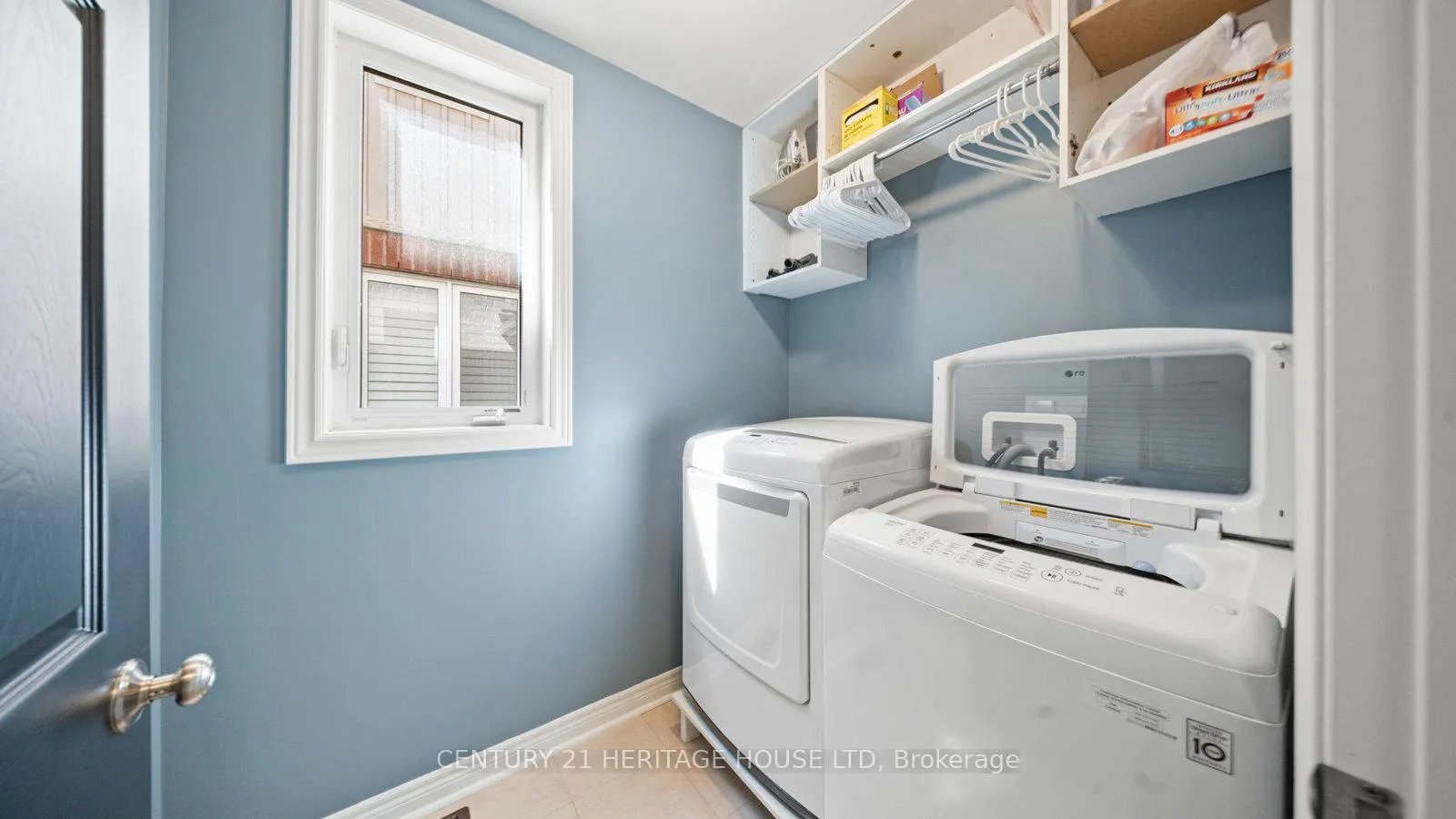 Photo 14 of 119 Barlow Place, Brant, Paris — HOMEH