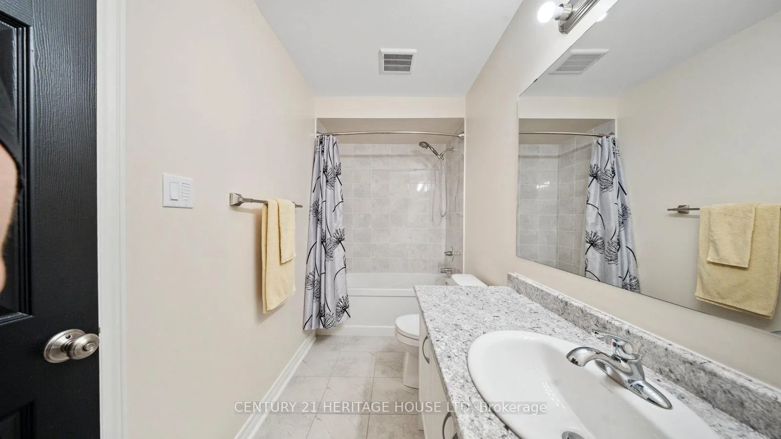 Photo 24 of 119 Barlow Place, Brant, Paris — HOMEH