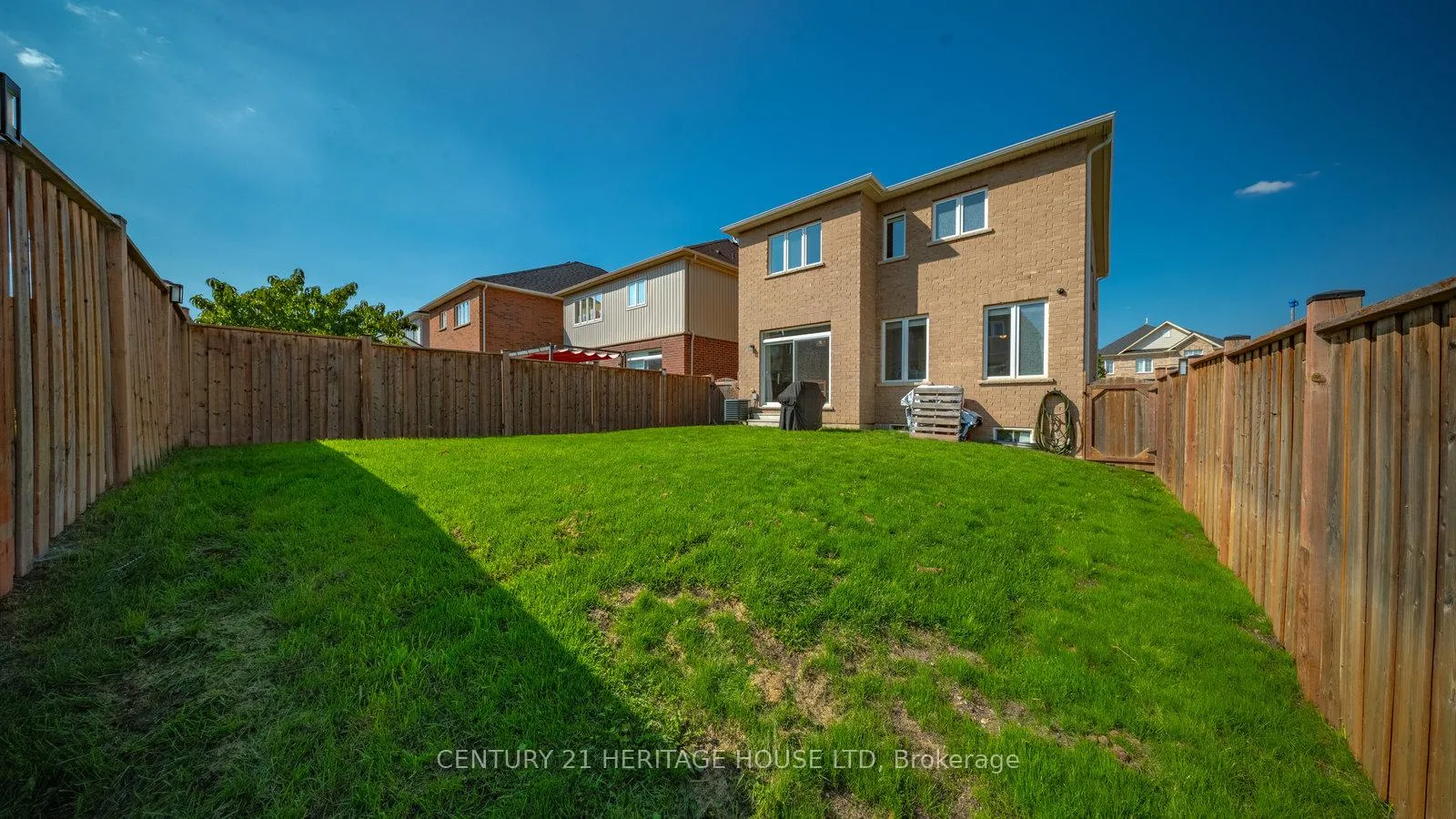 Photo 34 of 119 Barlow Place, Brant, Paris — HOMEH