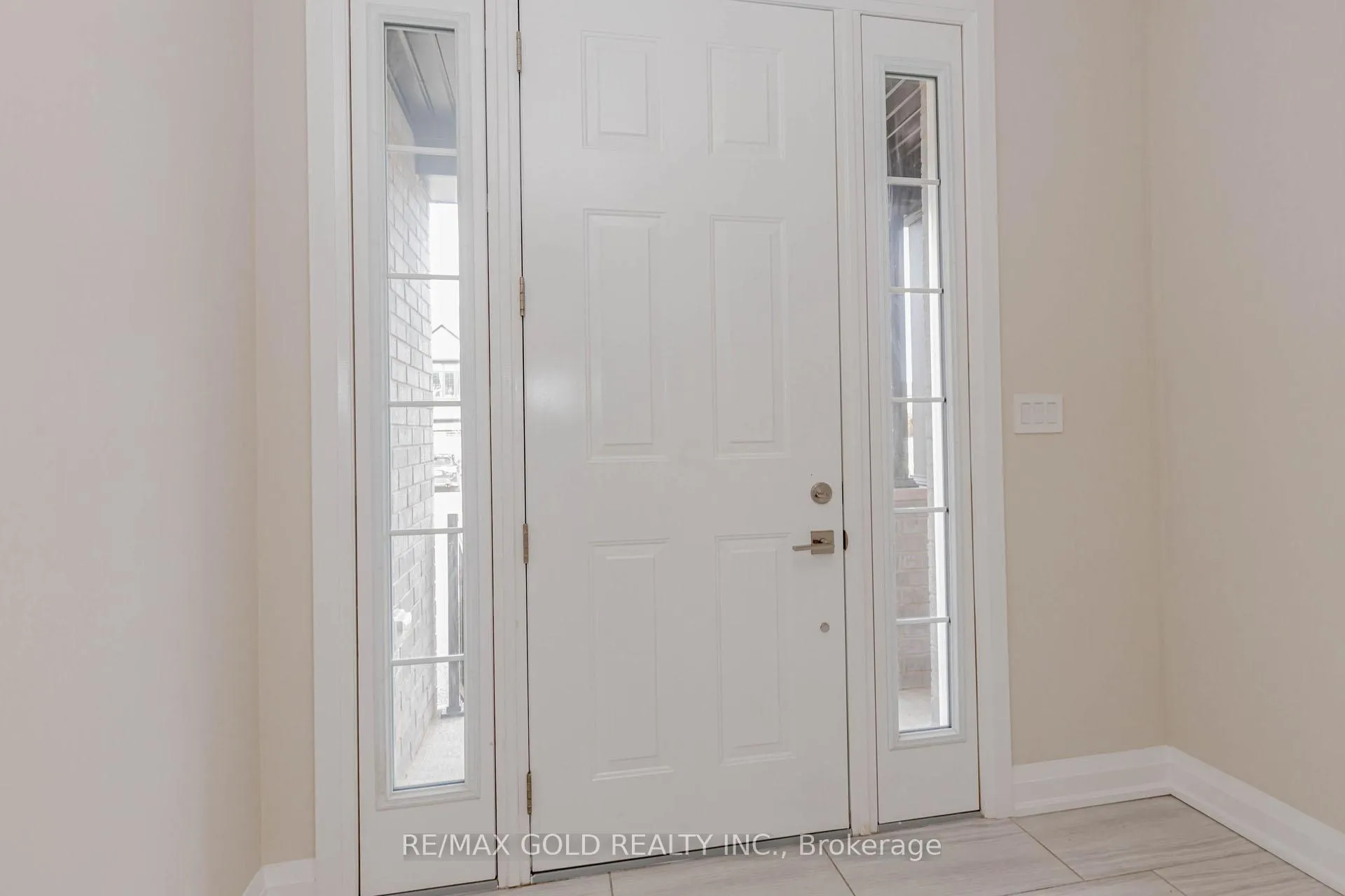 Photo 7 of 352 Sedgewood Street, Kitchener — HOMEH