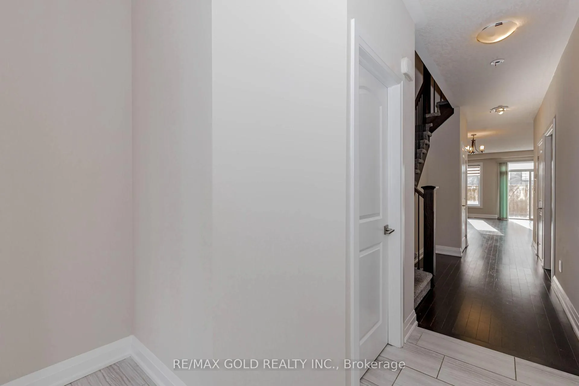 Photo 8 of 352 Sedgewood Street, Kitchener — HOMEH