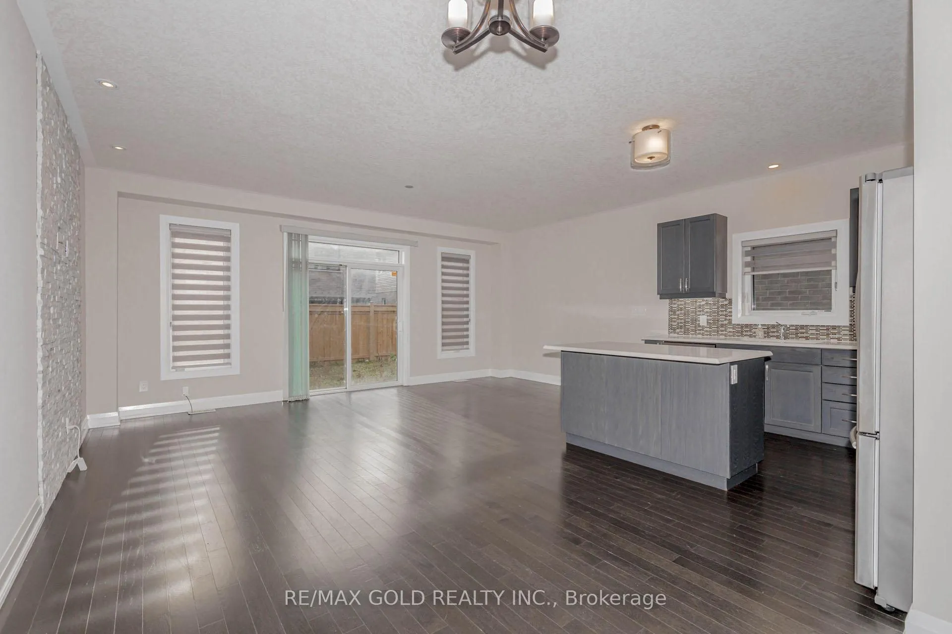 Photo 12 of 352 Sedgewood Street, Kitchener — HOMEH